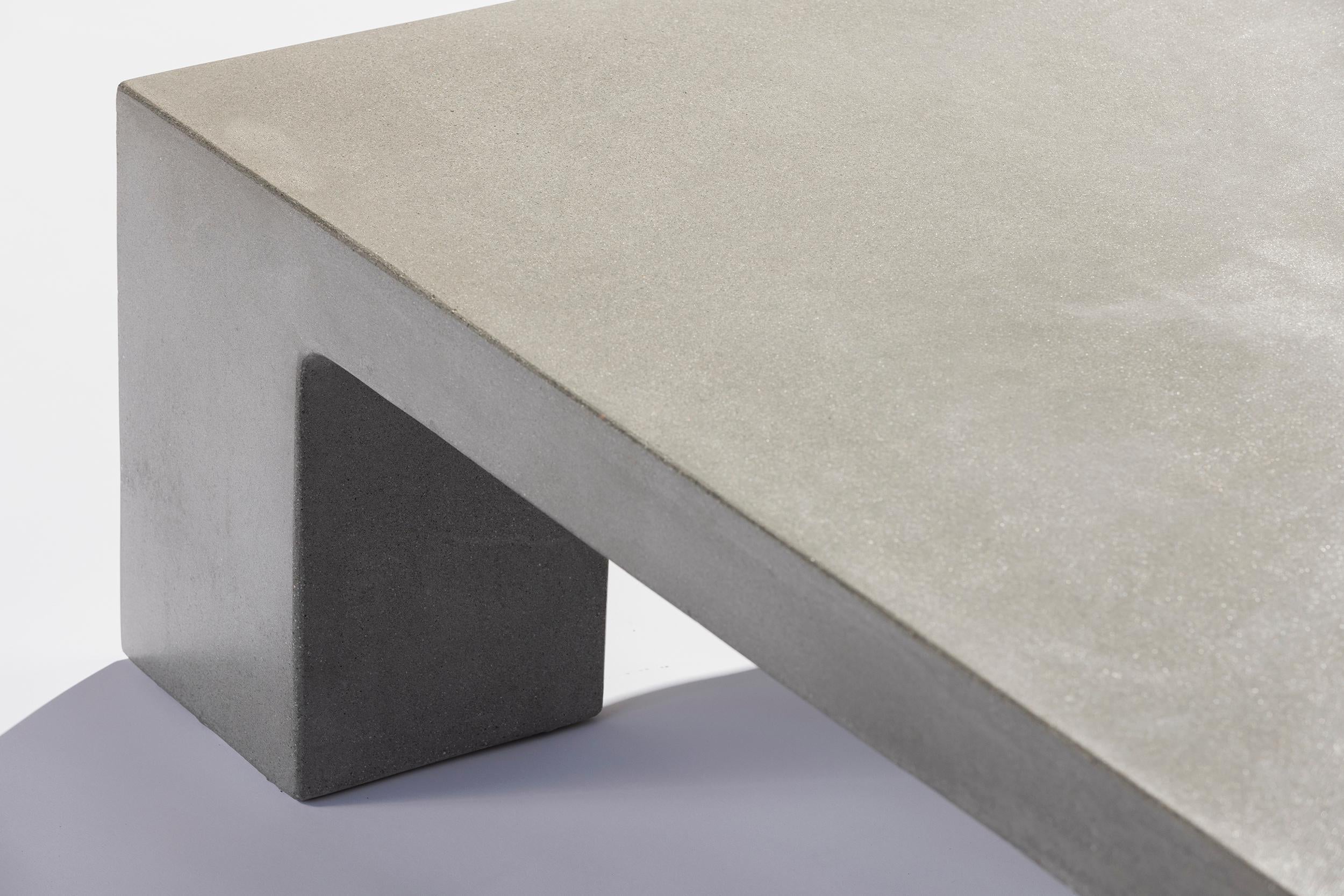 https://a.1stdibscdn.com/james-de-wulf-block-coffee-table-square-60-x-60-for-sale-picture-5/f_12242/f_304189521663117823798/365A4629_master.jpg