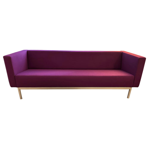 https://a.1stdibscdn.com/artifort-purple-070-sofa-25-seater-with-arms-by-kho-liang-ie-in-stock-for-sale/1121189/f_369950021699618335383/36995002_datamatics.jpg