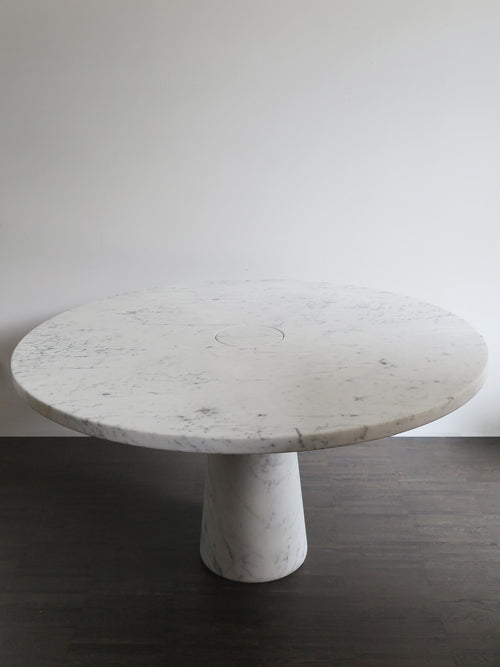 https://a.1stdibscdn.com/angelo-mangiarotti-for-agapecasa-italian-eros-white-carrara-marble-table-for-sale-picture-2/f_33883/f_285664121651930645133/3722_Angelo_Mangiarotti_Agape_Casa_tavolo_Eros_d_master.JPG