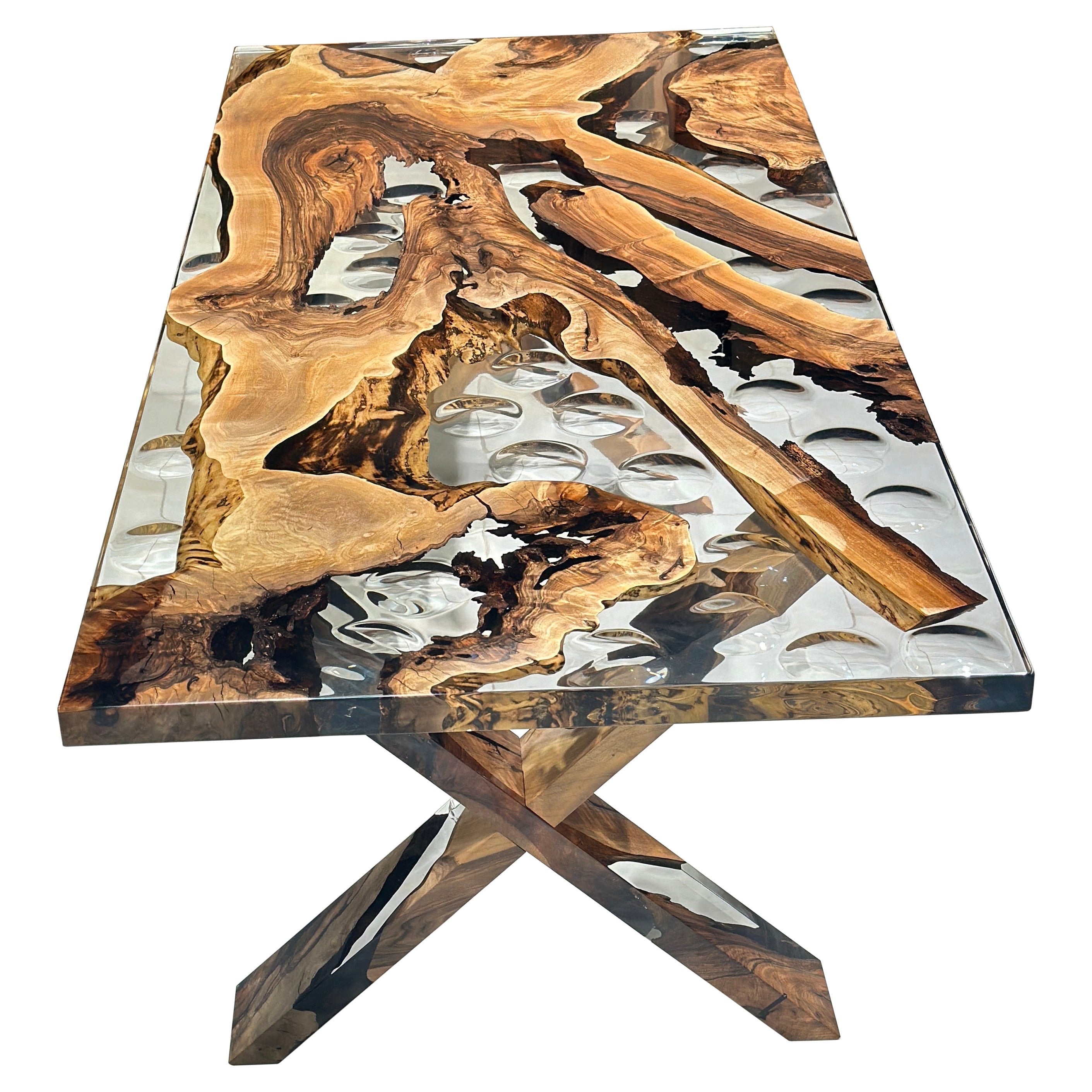 https://a.1stdibscdn.com/waterdrop-ultra-clear-epoxy-resin-walnut-dining-table-for-sale/1121189/f_372331321700899990936/37233132_datamatics.jpg
