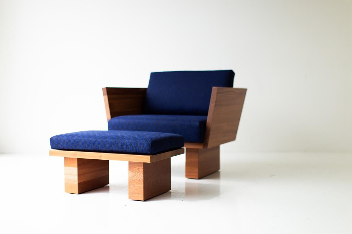 https://a.1stdibscdn.com/bertu-chair-and-ottoman-modern-chair-and-ottoman-patio-furniture-suelo-for-sale-picture-3/f_9720/f_366644921697567372107/37956637_modern_chair_and_ottoman_74846361_master.jpg