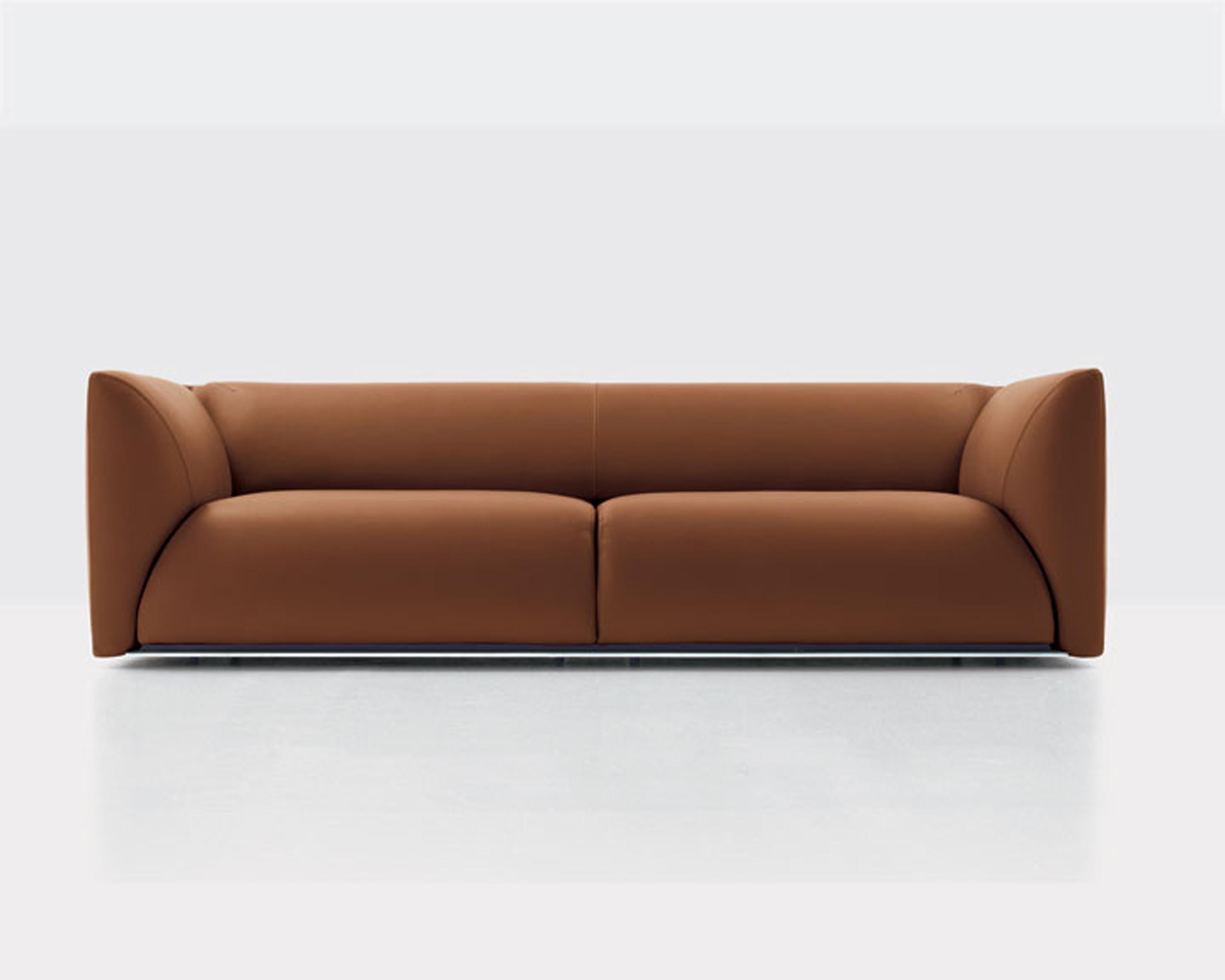 https://a.1stdibscdn.com/nube-italia-sophie-sofa-in-mid-brown-leather-by-mario-ferrarini-for-sale-picture-2/10881443/f_113590811535565706499/37SOPHIE_master.jpg