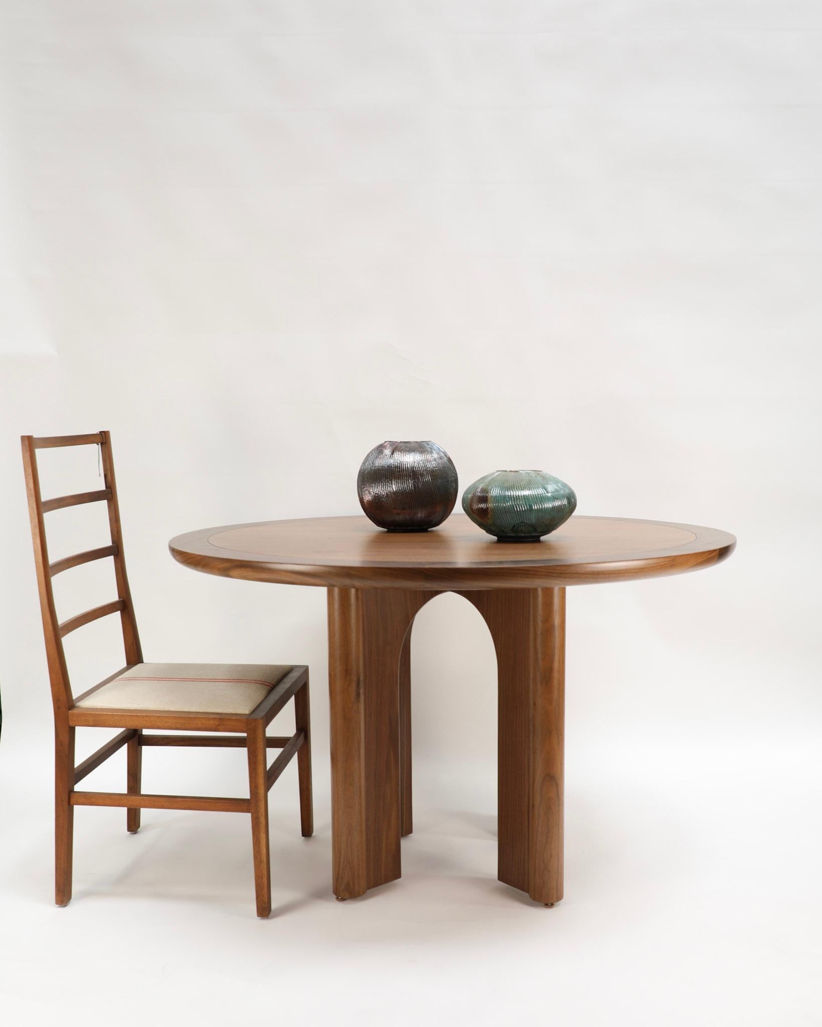 https://a.1stdibscdn.com/newton-dining-table-by-disc-interiors-x-lawson-fenning-for-sale-picture-2/f_8060/f_434628721738610727789/37_Jan_5_2024_331_master.jpg
