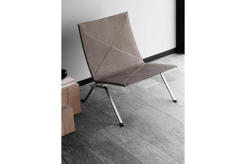 https://a.1stdibscdn.com/poul-kjaerholm-model-pk22-natural-canvas-for-sale-picture-10/f_13532/f_234026821618558394240/3813_PK22_and_PK61_60_year_Anniversary_set_master.jpg