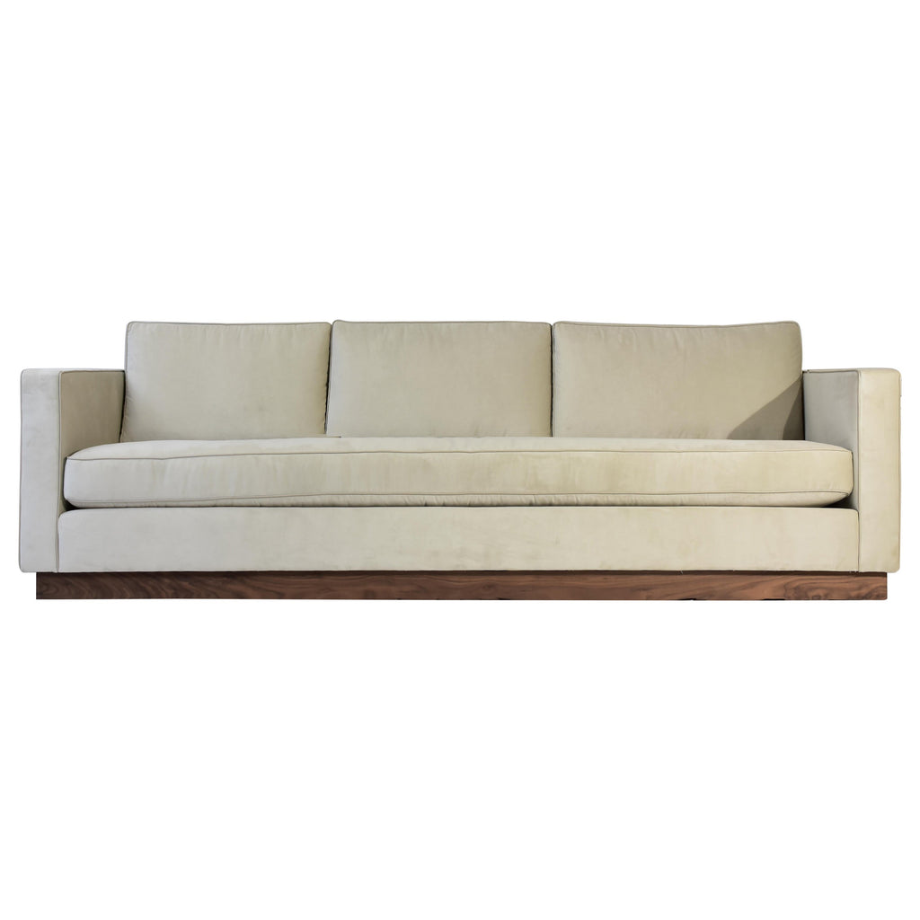 https://a.1stdibscdn.com/le-jeune-upholstery-shaker-3-seat-sofa-showroom-model-for-sale/1121189/f_386321121709372620536/38632112_datamatics.jpg