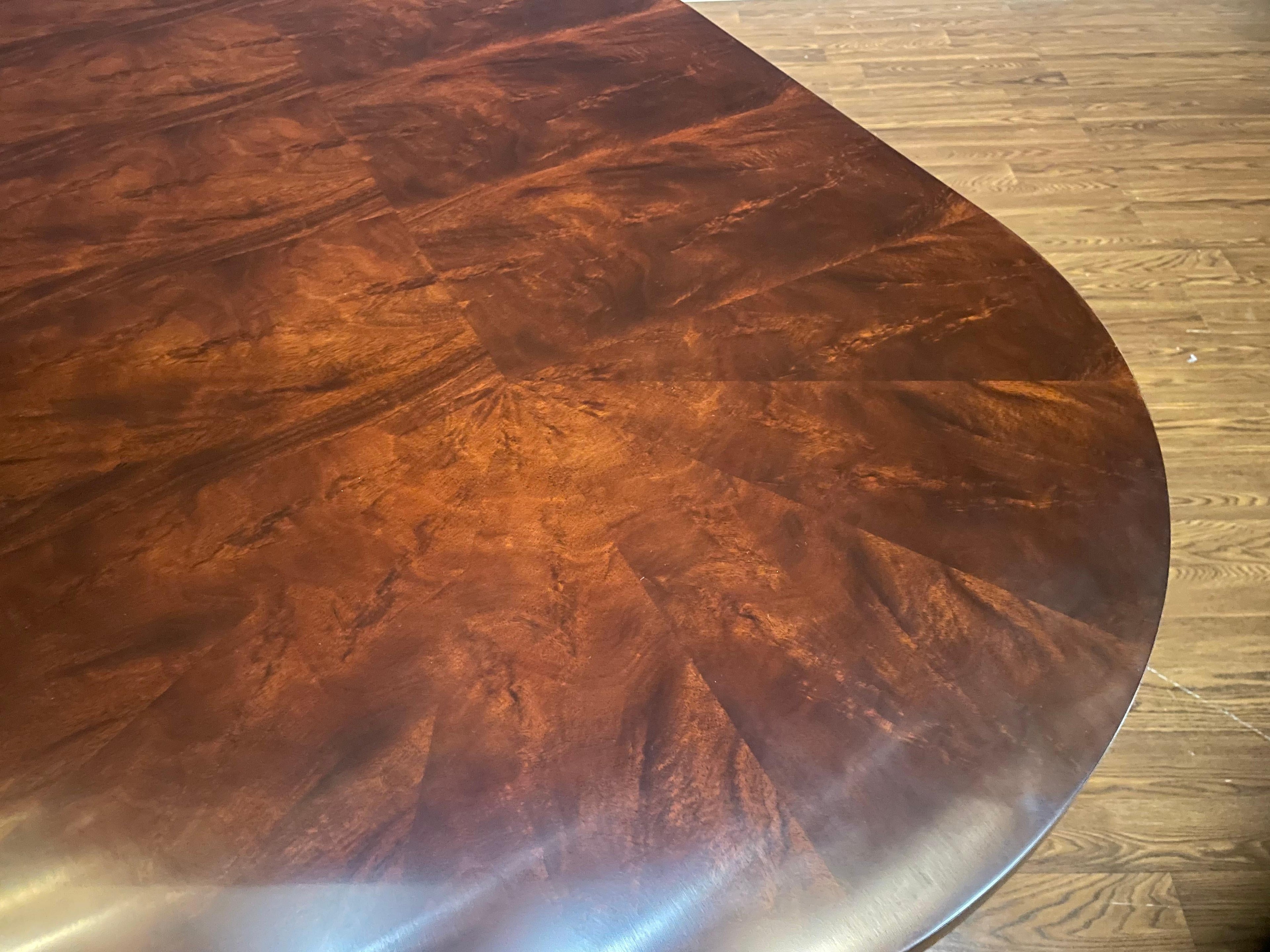 https://a.1stdibscdn.com/petite-narrow-traditional-mahogany-dining-table-for-sale-picture-5/f_44162/f_358370821692830223917/38706A9F_9E88_49F3_B68F_C7ACA158864D_master.jpeg