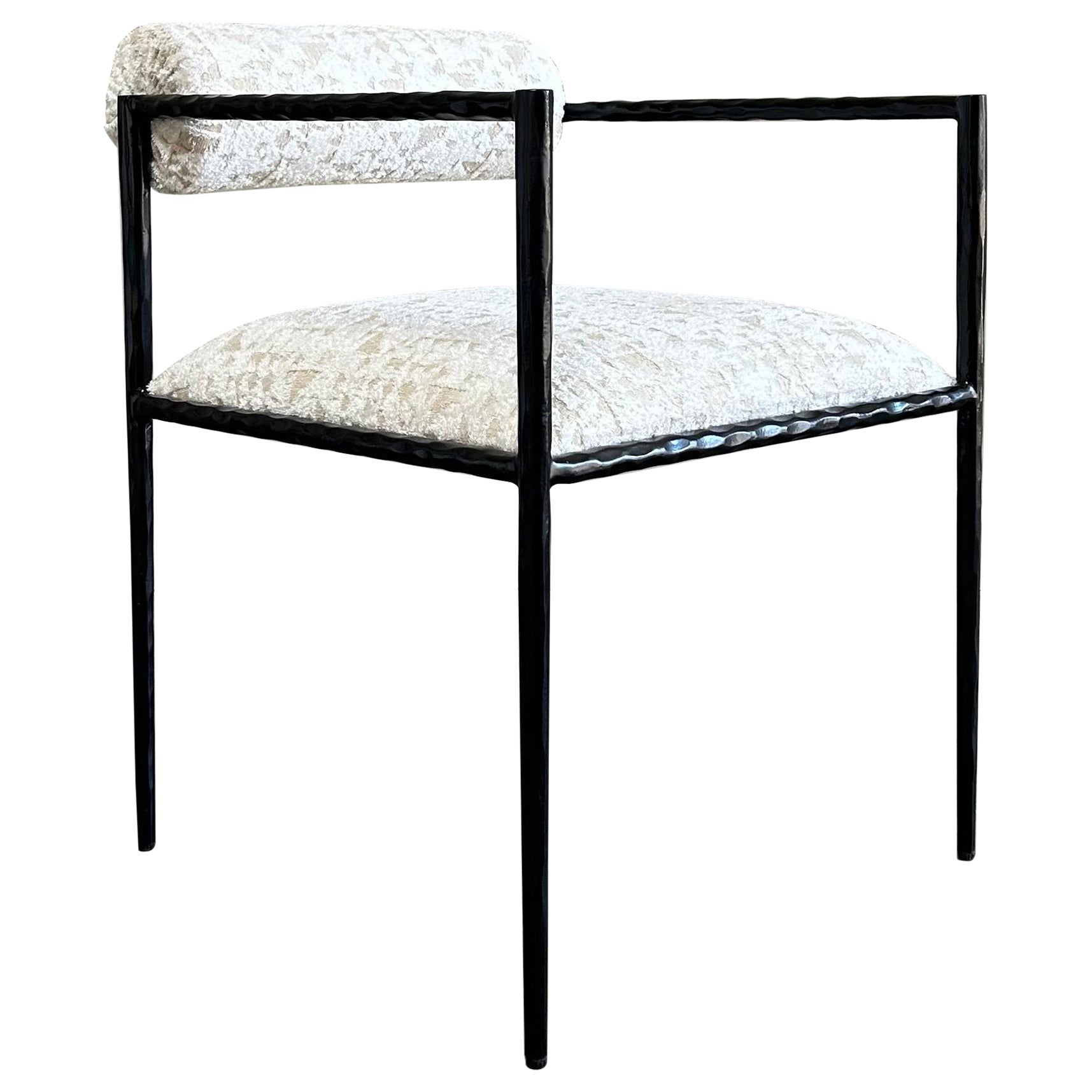 https://a.1stdibscdn.com/upholstered-metal-accent-chair-for-sale/1121189/f_393192521713526715055/39319252_datamatics.jpg