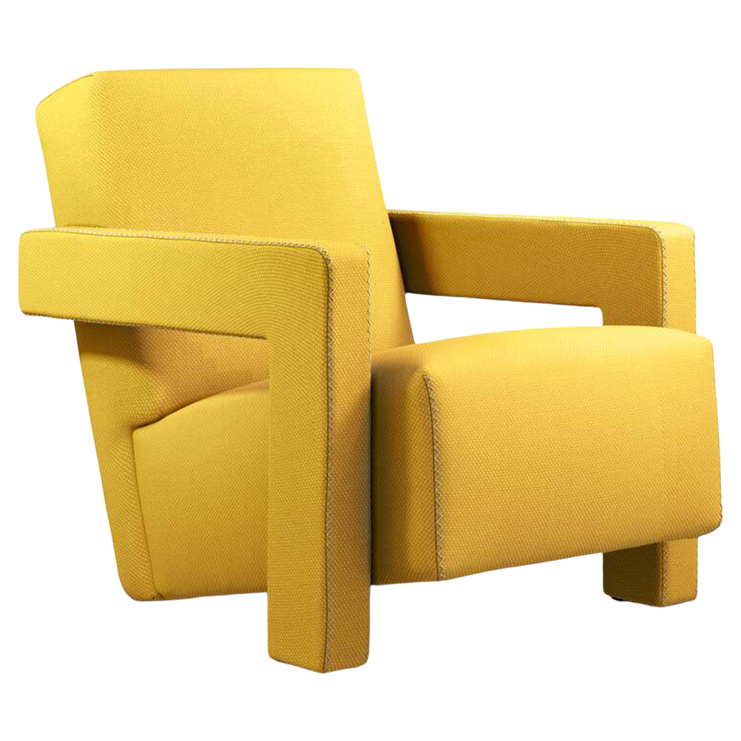 https://a.1stdibscdn.com/gerrit-thomas-rietveld-utrech-pro-armchair-by-cassina-for-sale/1121189/f_393755421713875294072/39375542_datamatics.jpg