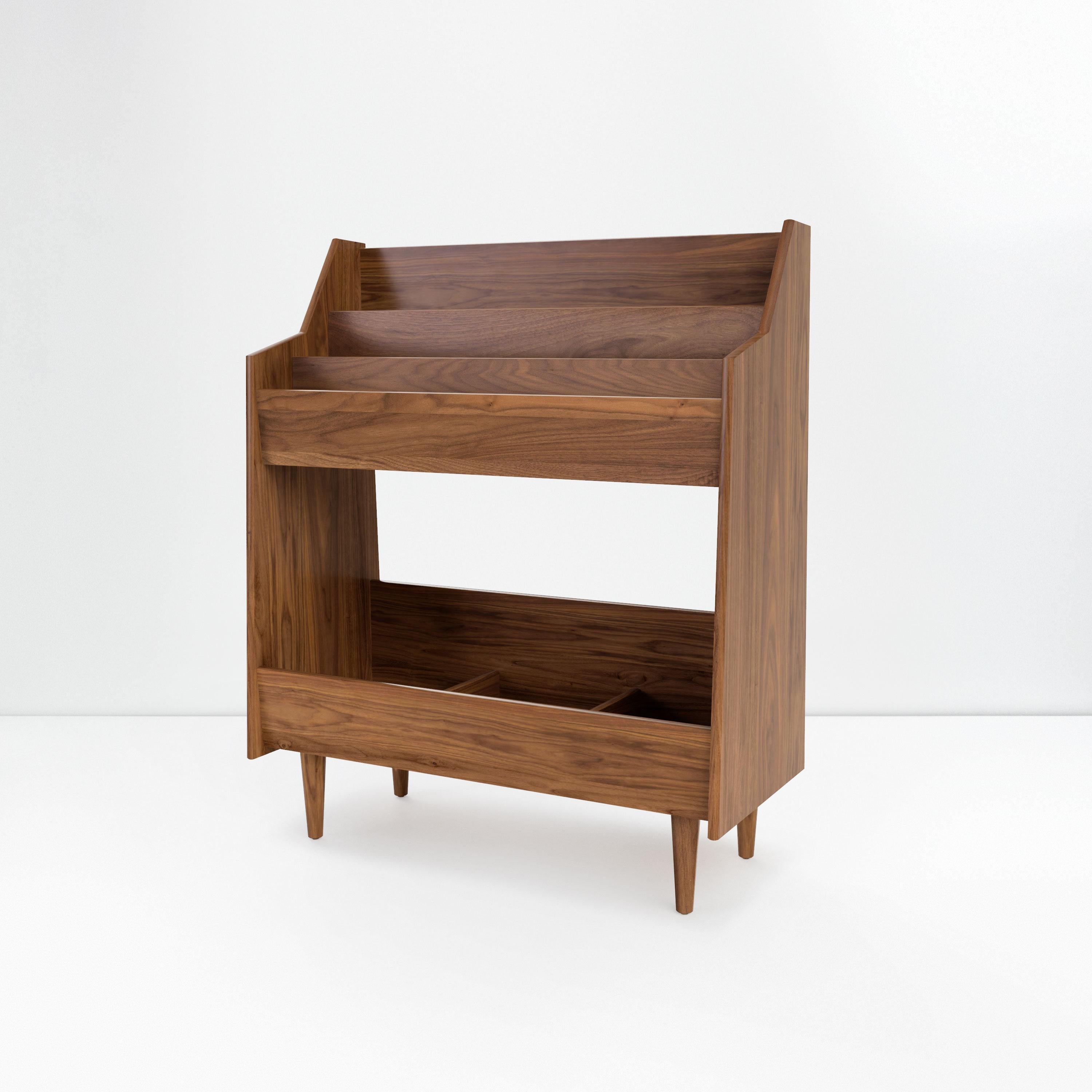 https://a.1stdibscdn.com/3-bay-luxe-record-stand-in-solid-ash-wood-for-sale-picture-11/f_27523/f_212919921604518343250/3Bay_Tiered_Walnut_3Q_wall_master.jpg