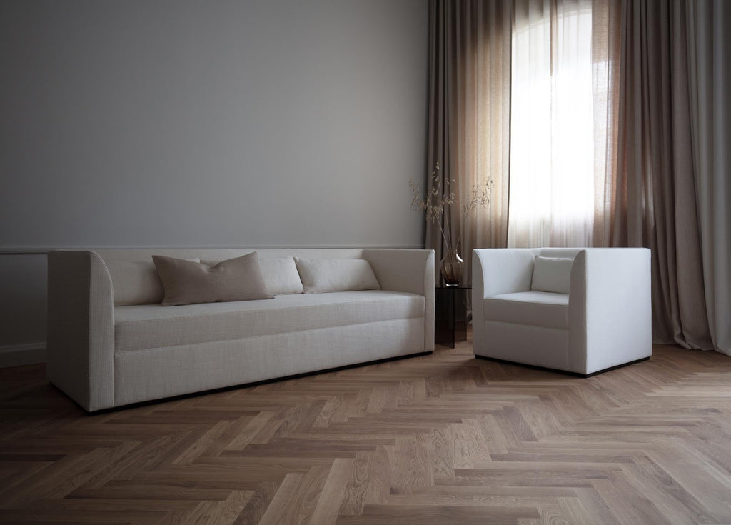 https://a.1stdibscdn.com/contemporary-sofa-femme-deep-3-seater-by-friendsfounders-in-white-linen-for-sale-picture-4/f_31233/f_446960321745402115561/3DAYS_24_10_master.jpg