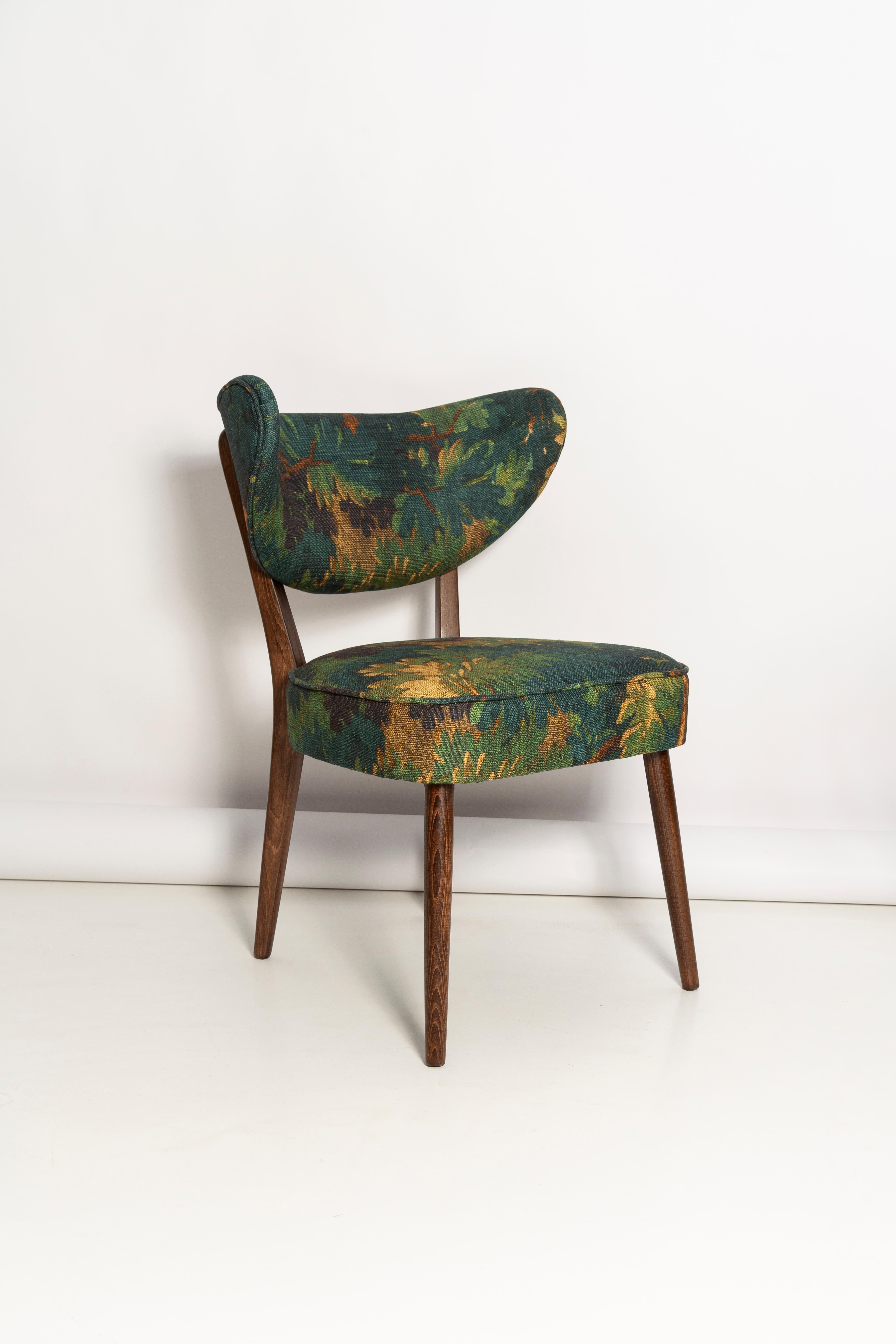 https://a.1stdibscdn.com/set-of-ten-shell-dining-chair-linen-schwarzwald-dedar-vintola-studio-europe-for-sale-picture-4/f_34023/f_398262621716366614712/3U1A9436_master.jpg