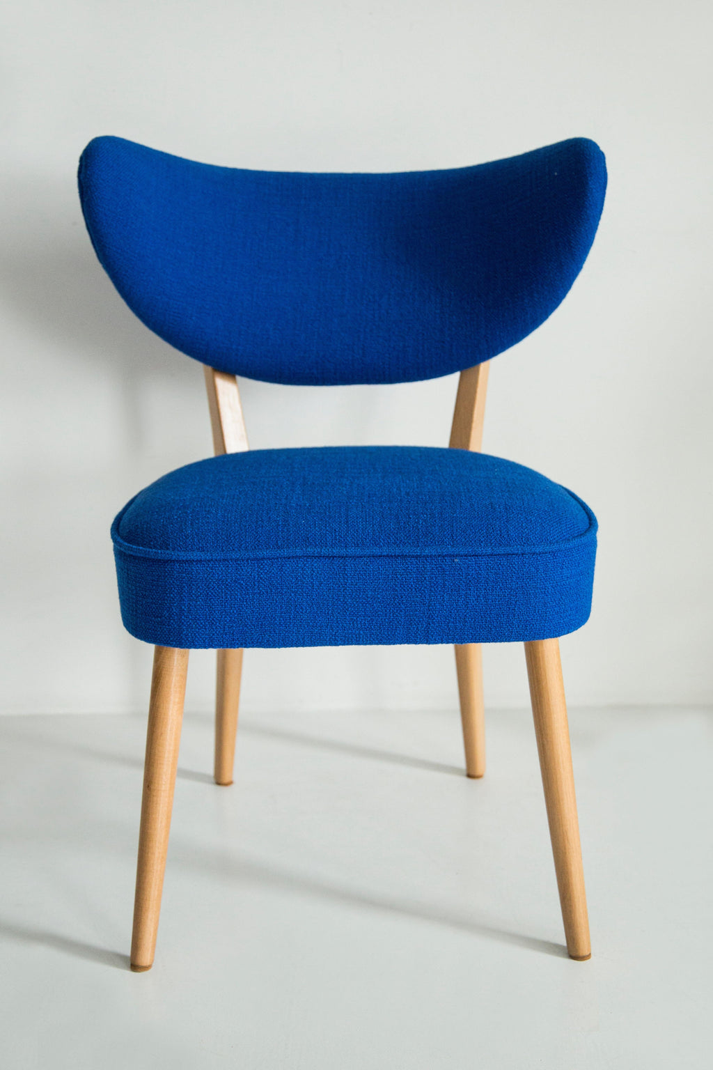 https://a.1stdibscdn.com/shell-dining-chair-very-by-dedar-by-vintola-studio-europe-poland-for-sale-picture-2/f_34023/f_415963021727098128600/3U1A9467_2_master.jpg