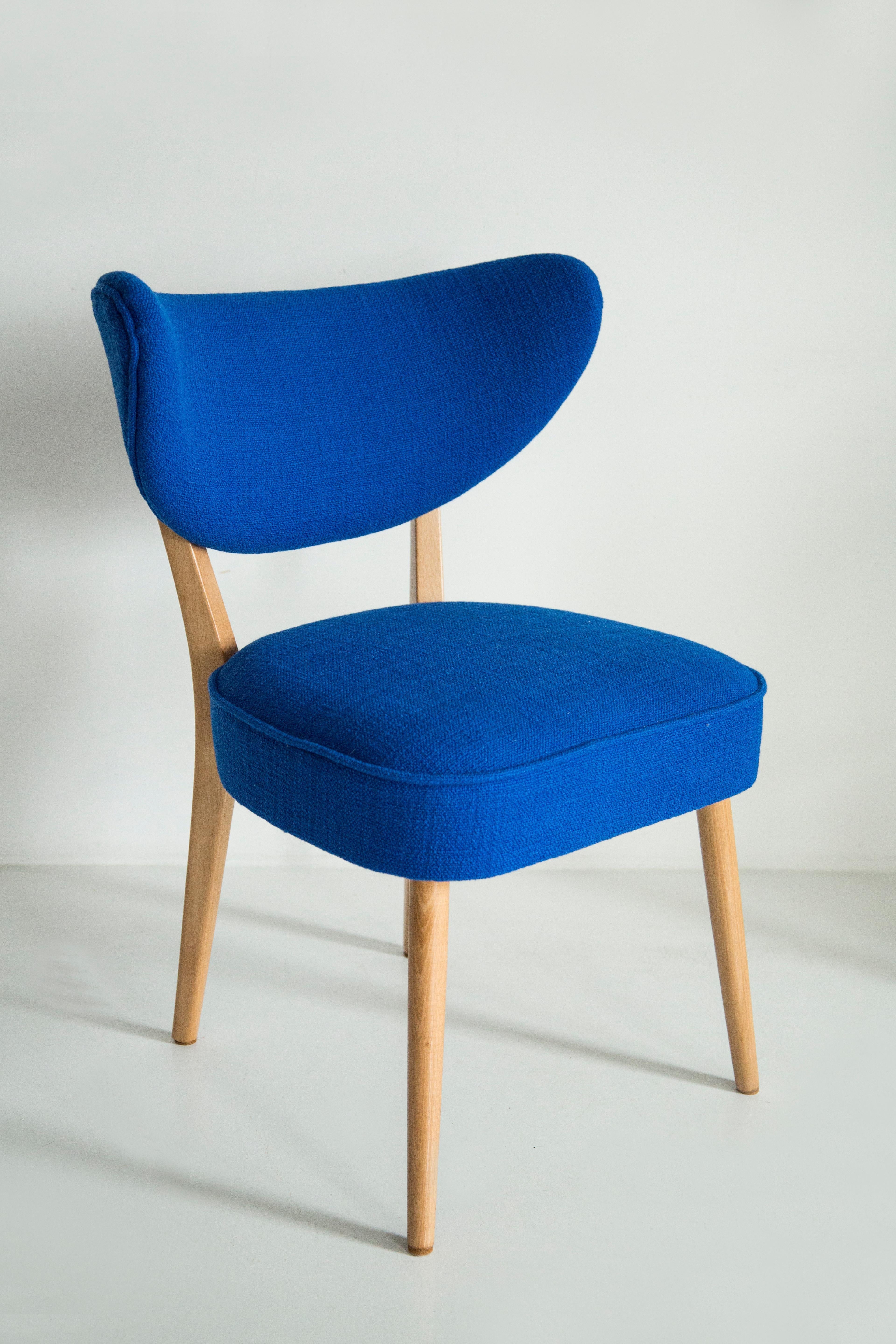 https://a.1stdibscdn.com/eight-shell-dining-chairs-very-by-dedar-by-vintola-studio-europe-poland-for-sale-picture-3/f_34023/f_416067021727171626775/3U1A9470_master.jpg