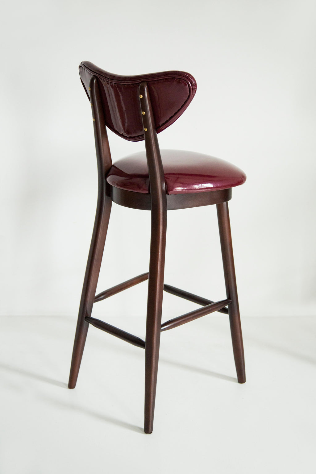 https://a.1stdibscdn.com/heart-bar-stool-chair-by-vintola-studio-europe-poland-for-sale-picture-8/f_34023/f_416455721727351003758/3U1A9501_master.jpg