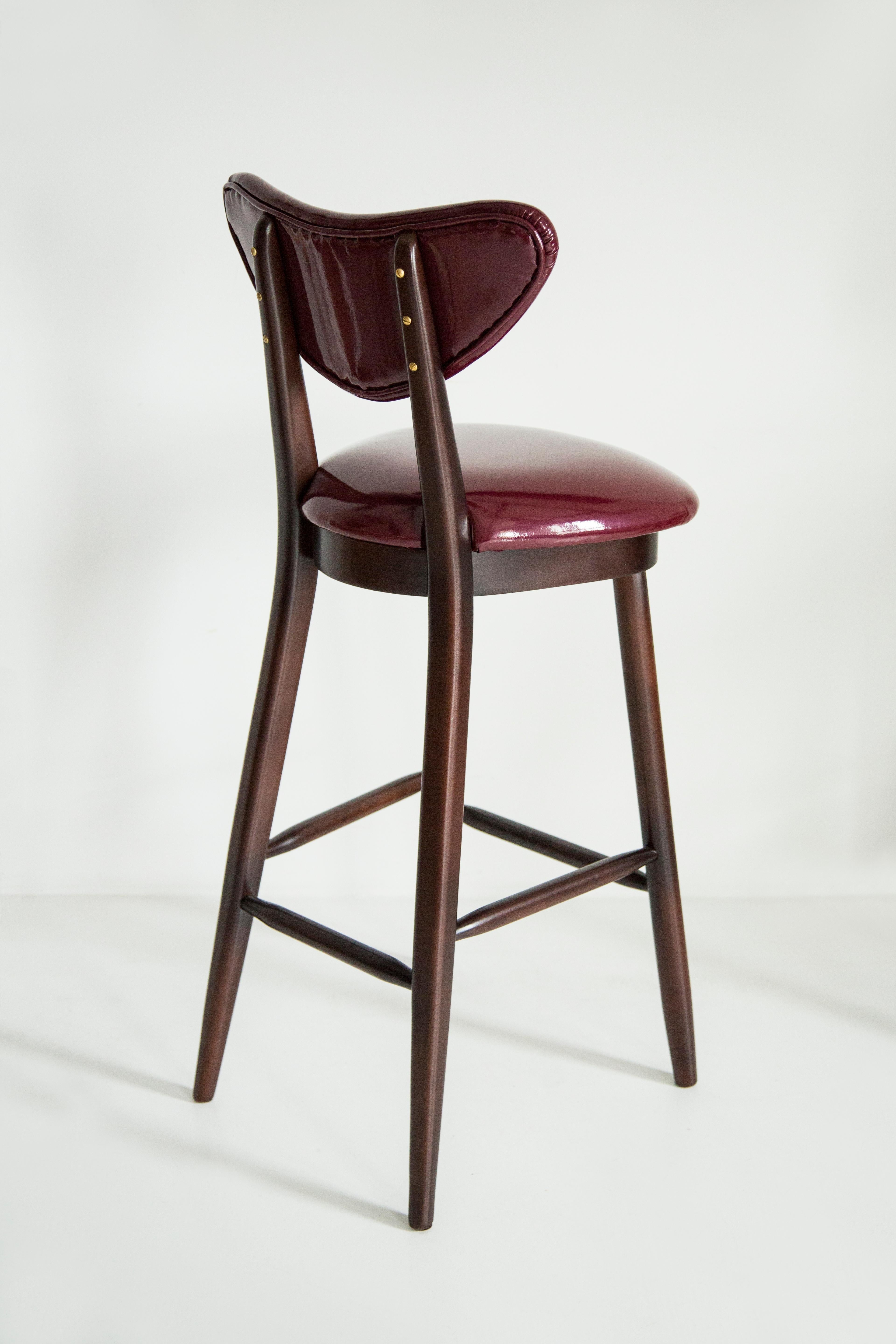 https://a.1stdibscdn.com/heart-bar-stool-chair-by-vintola-studio-europe-poland-for-sale-picture-8/f_34023/f_416455721727351003758/3U1A9501_master.jpg