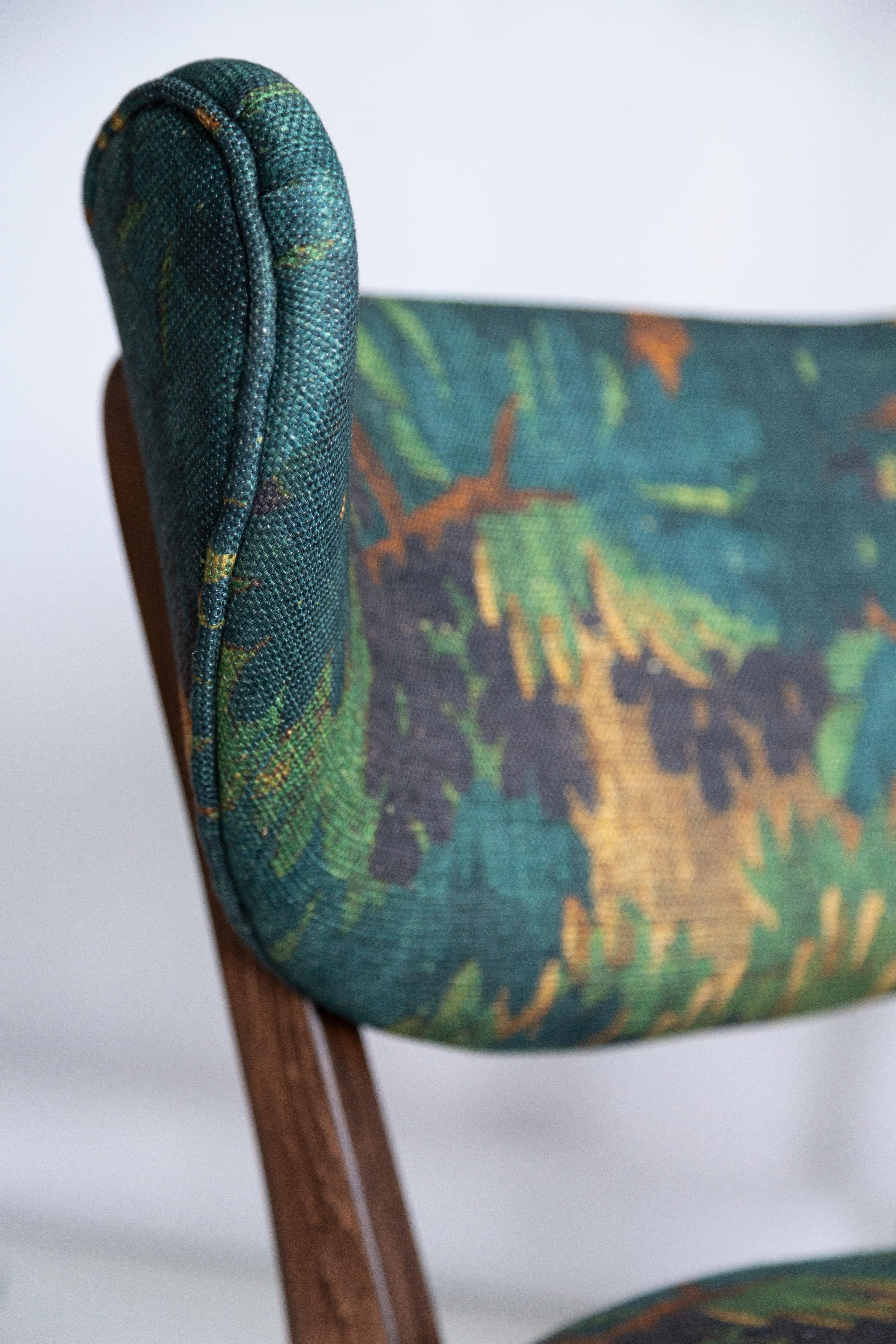https://a.1stdibscdn.com/shell-dining-chair-linen-schwarzwald-dedar-by-vintola-studio-europe-poland-for-sale-picture-3/f_34023/f_398127021716364905113/3U1A9513_master.jpg
