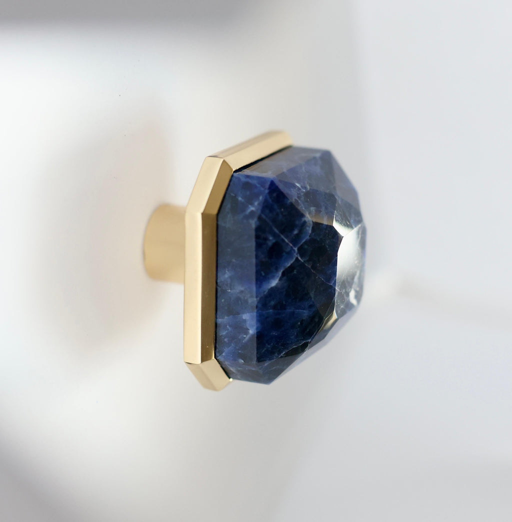 https://a.1stdibscdn.com/dll-lapis-lazuli-knows-for-sale-picture-3/f_9750/f_391571221712366618270/3U2A1942_master.jpeg