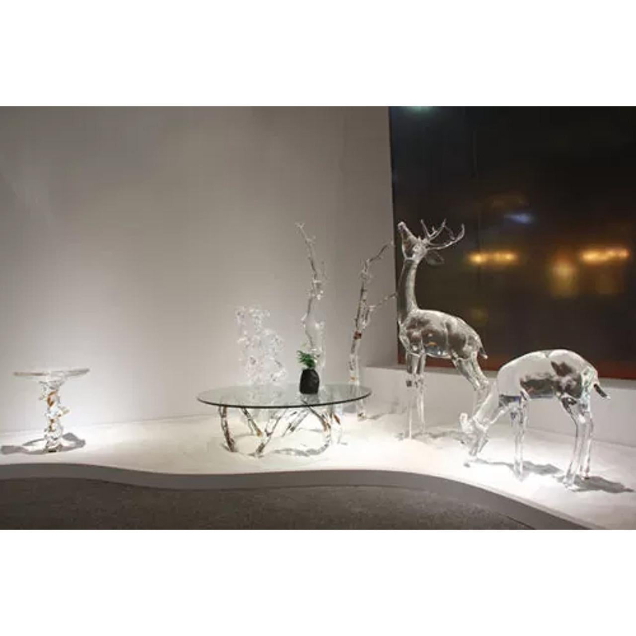 https://a.1stdibscdn.com/round-crystal-and-glass-table-with-branches-for-sale-picture-2/f_98192/f_409142221722635573715/3_2_500x333_1280_master.jpg