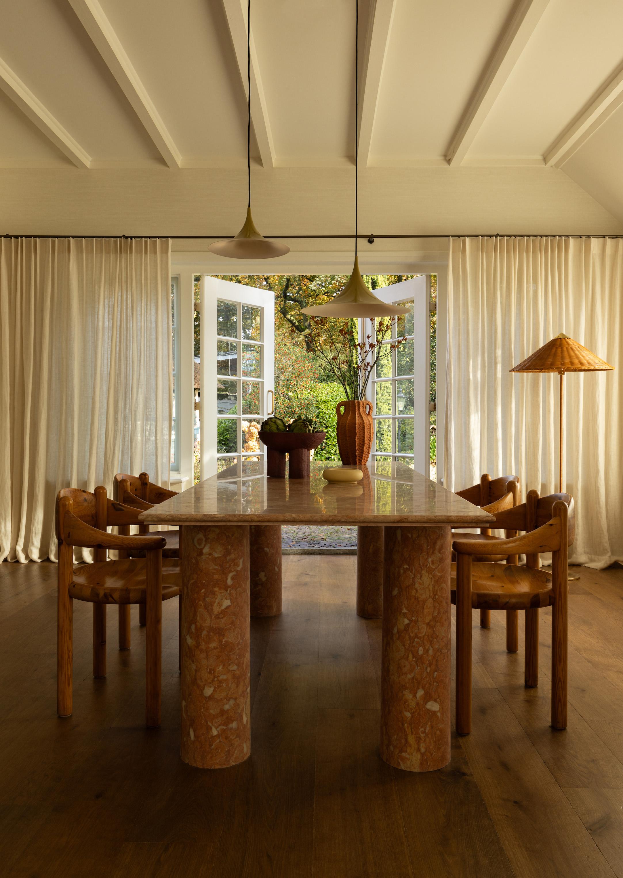 https://a.1stdibscdn.com/large-bellini-style-rectangle-dining-table-in-portuguese-travertine-for-sale-picture-3/f_80522/f_437188421740043110523/3_Lioz_Stone_230x90cm_master.jpg