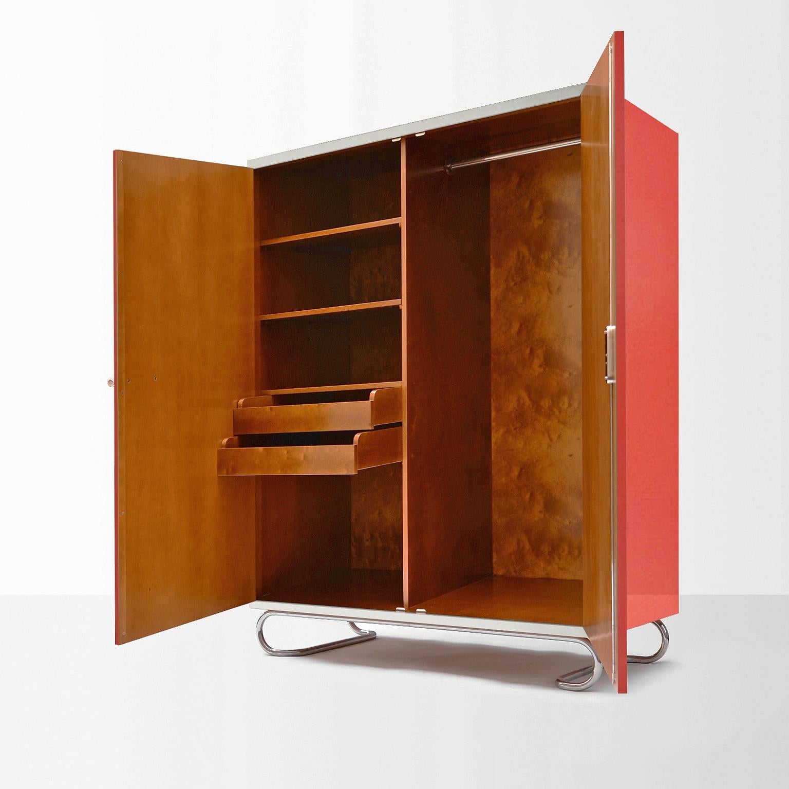 https://a.1stdibscdn.com/modernist-storage-cabinet-in-lacquered-wood-and-tubular-steel-hardware-bespoke-for-sale-picture-5/f_19723/f_380461121705922921051/3_MODERN_XX_Dahlem_Collection_Kabinettschrank_Cabinet_2015_master.jpg