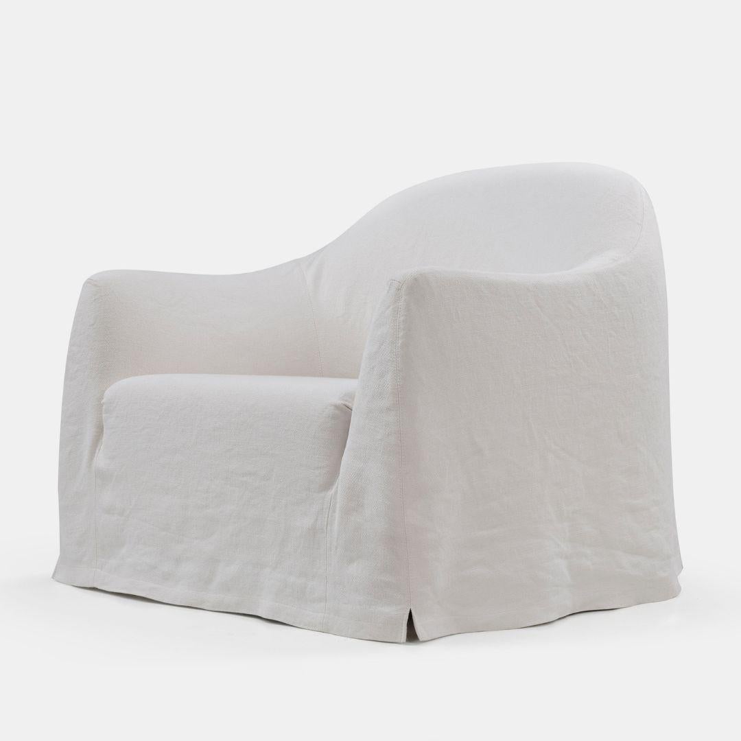 https://a.1stdibscdn.com/clichy-linen-slipcover-armchair-custom-made-in-spain-for-sale-picture-3/f_98092/f_397254621715777897030/3_master.jpg