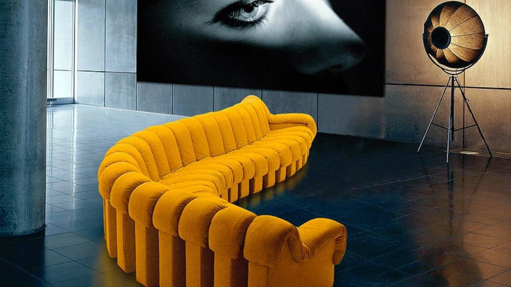 https://a.1stdibscdn.com/de-sede-ds-600-non-stop-modular-sofa-in-blue-with-adjustable-elements-for-sale-picture-3/22569652/f_324475221674816228513/3_master.jpg