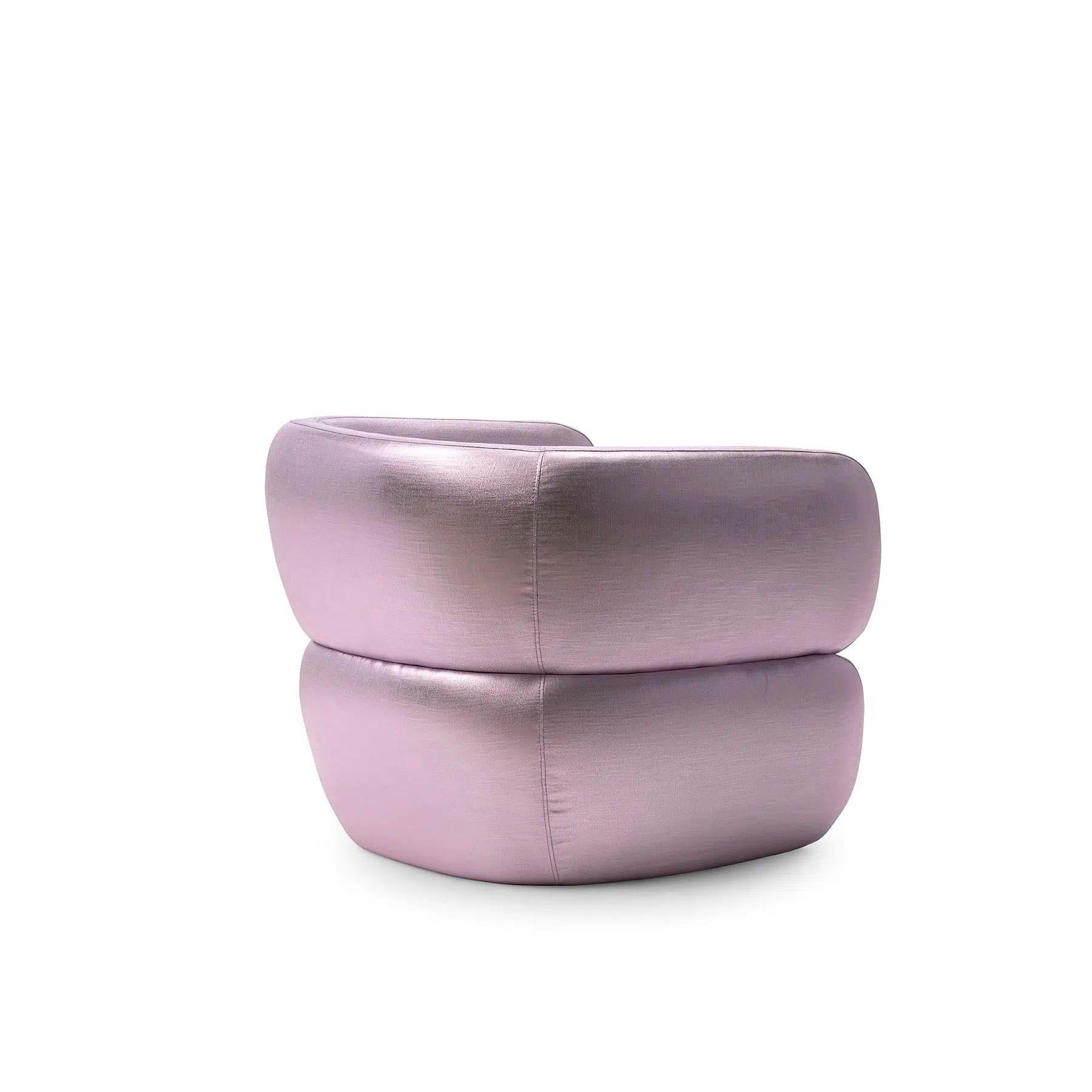 https://a.1stdibscdn.com/fully-upholstered-lounge-chair-with-bold-contours-for-sale-picture-4/f_27693/f_434378521738488791995/3_master.jpg