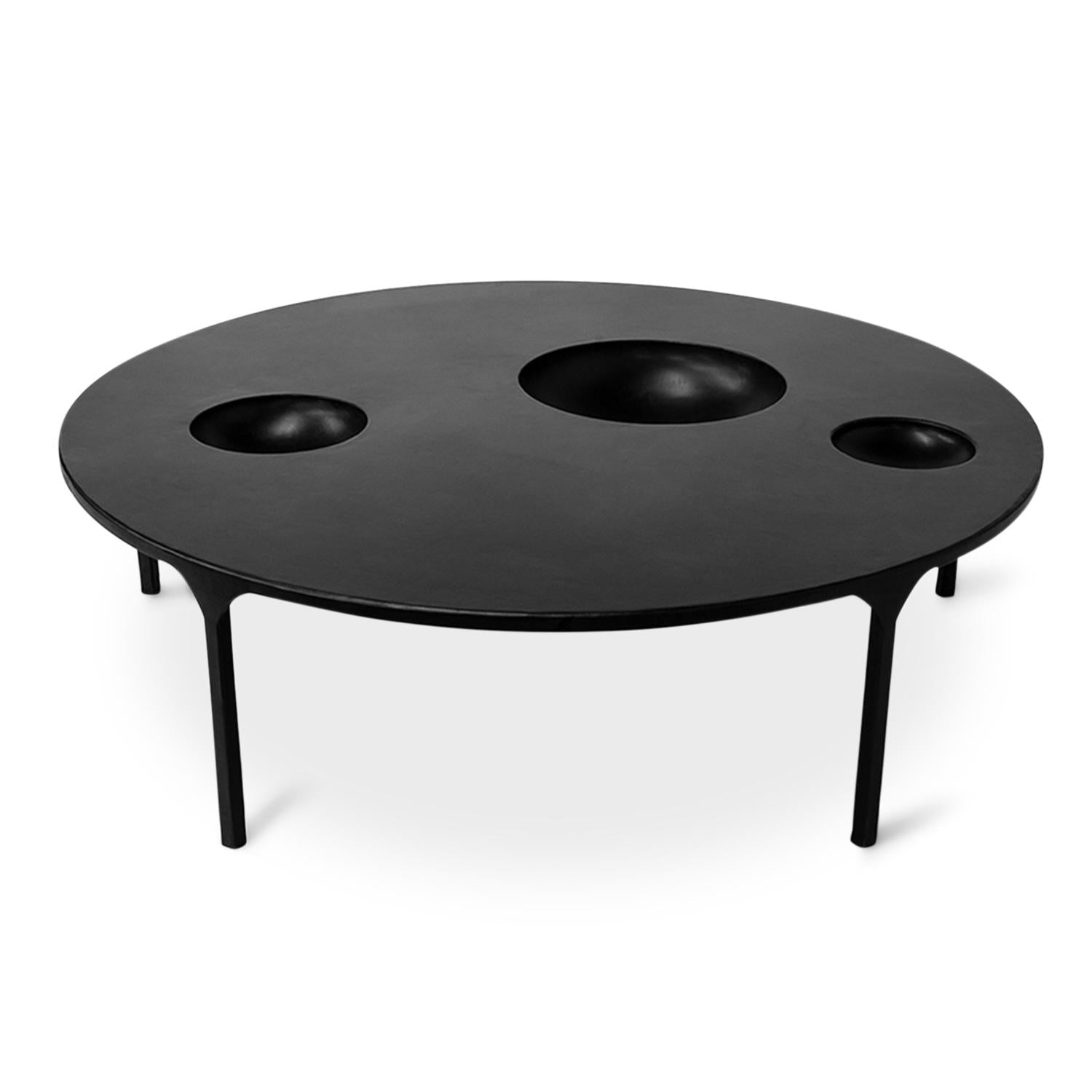 https://a.1stdibscdn.com/coffee-table-monumental-modern-handmade-circle-blackened-steel-large-waxed-for-sale-picture-2/f_30173/f_255810121768792768110/3_master.jpg