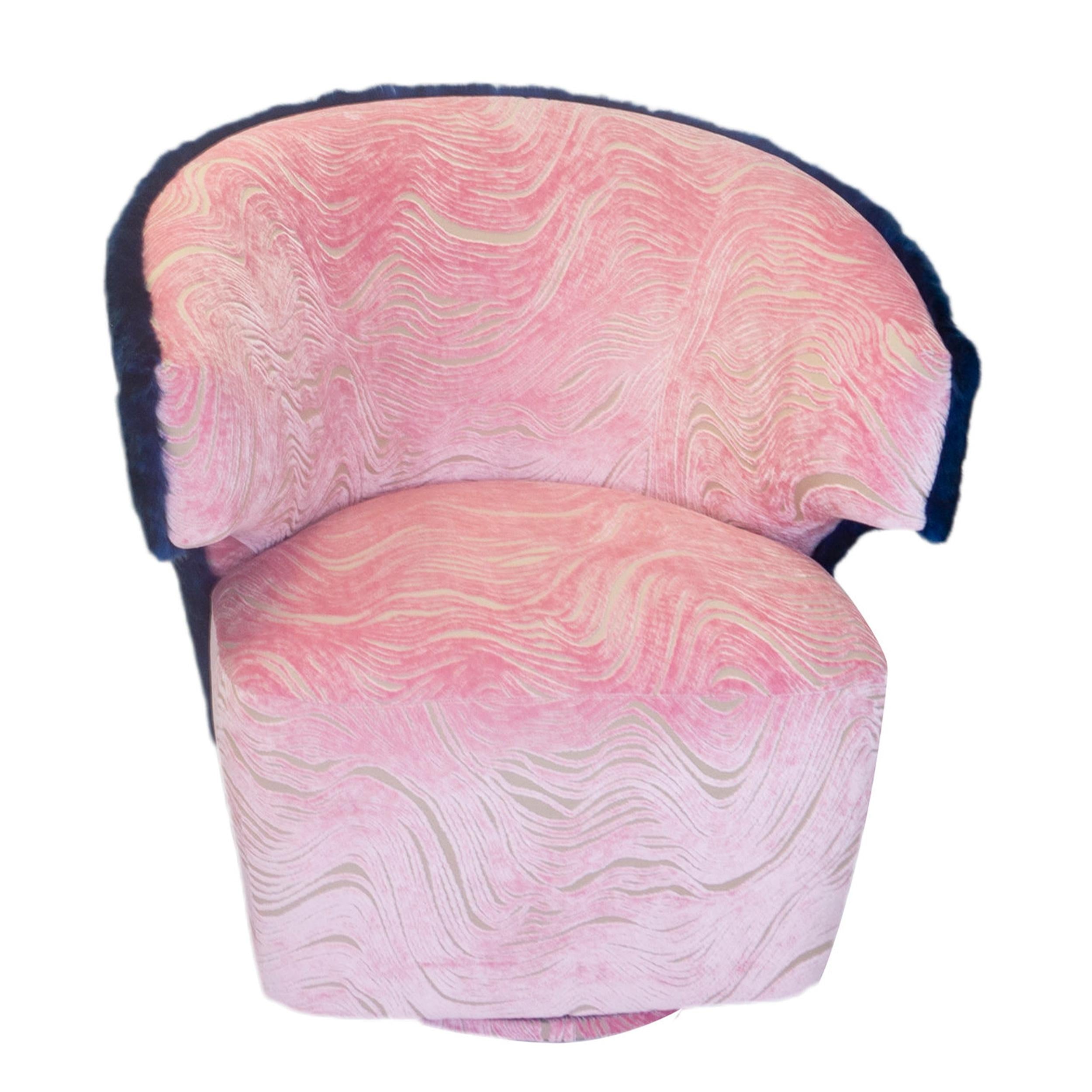 https://a.1stdibscdn.com/modern-winged-swivel-chair-with-pink-cut-velvet-and-cobalt-faux-fur-for-sale-picture-3/f_21233/f_223742321612286676548/3_master.jpg