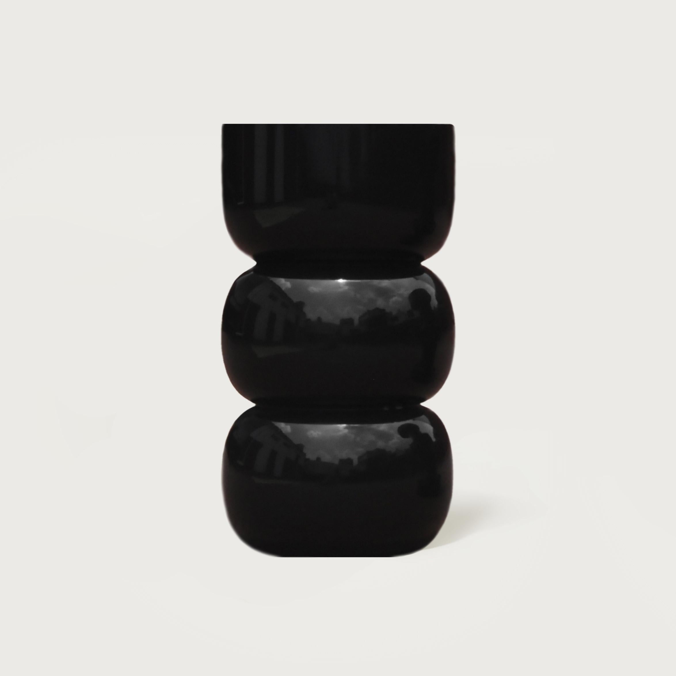 https://a.1stdibscdn.com/chess-piece-stool-by-panorammma-for-sale-picture-2/f_12192/f_332738221706554574954/3_master.jpg