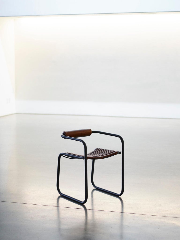 https://a.1stdibscdn.com/rue-interieure-swing-chair-by-jean-pujol-for-sale-picture-5/f_16392/1607341313525/3_master.jpg?width=768
