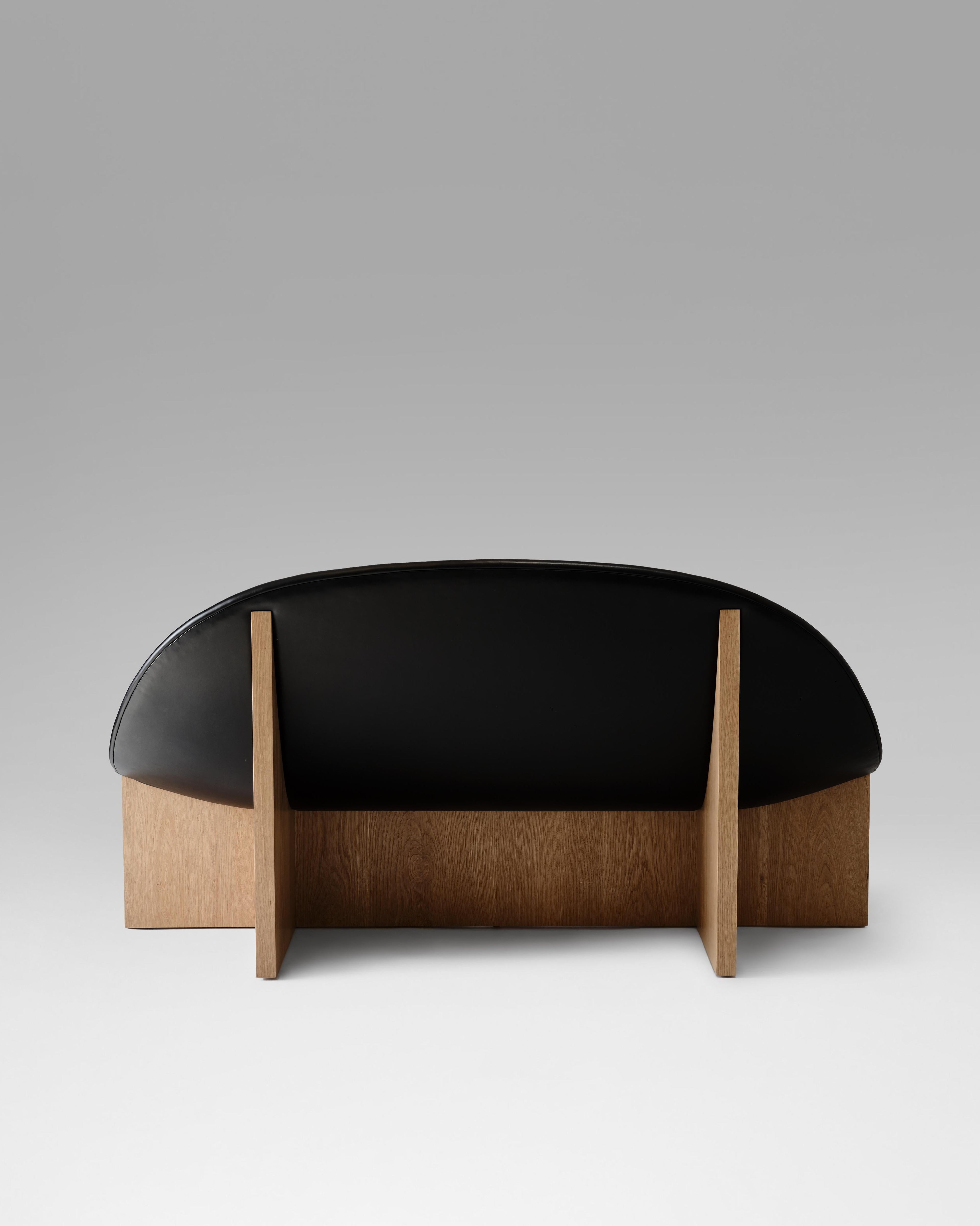 https://a.1stdibscdn.com/nido-sofa-in-solid-walnut-and-maharam-wool-velvet-upholstery-for-sale-picture-10/f_23783/f_164118111730937600301/3_master.jpg