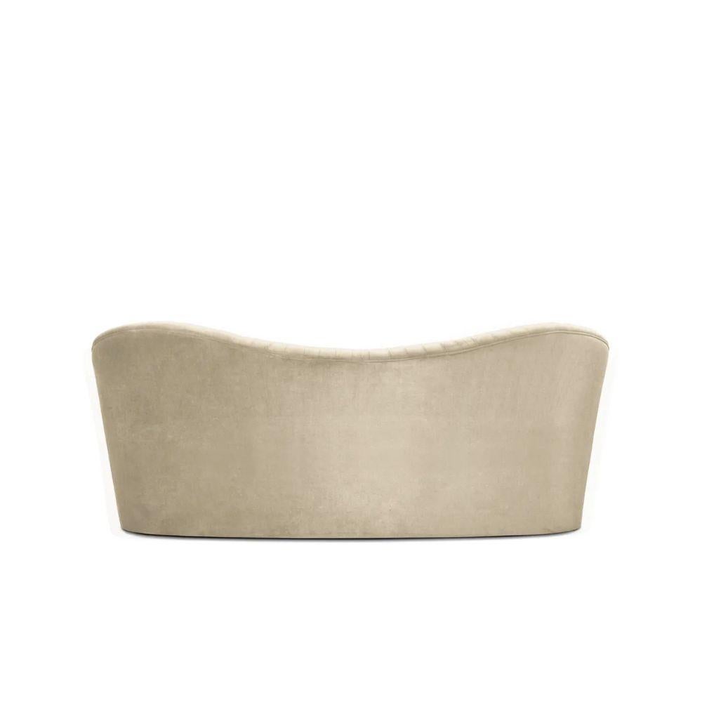 https://a.1stdibscdn.com/kelly-sofa-for-sale-picture-3/f_74772/f_425905121733328309945/3_master.jpg