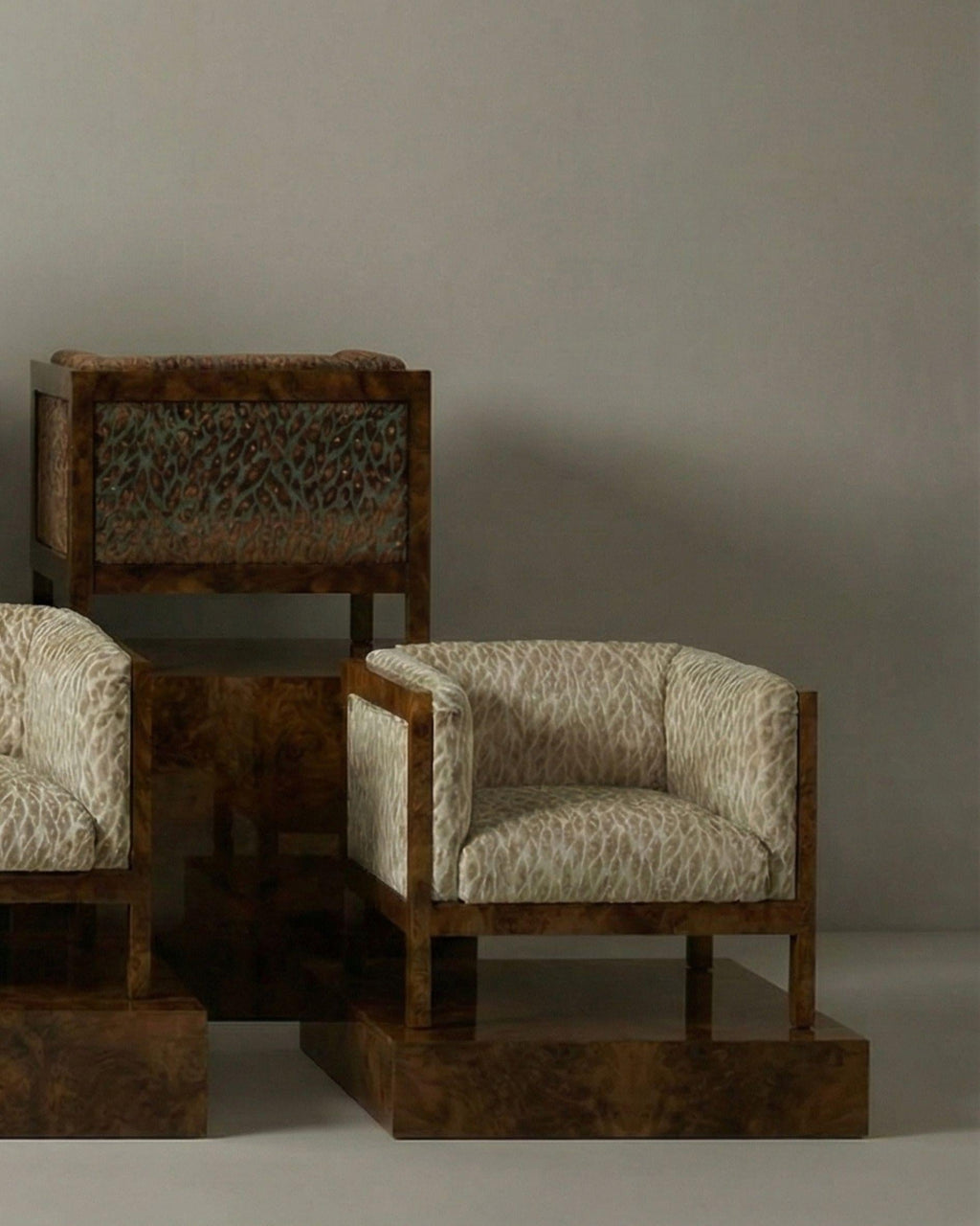 https://a.1stdibscdn.com/st-ritz-modern-burl-wood-armchair-with-velvet-white-jacquard-fabric-for-sale-picture-5/f_107692/f_486138821770017121278/3_master.jpg