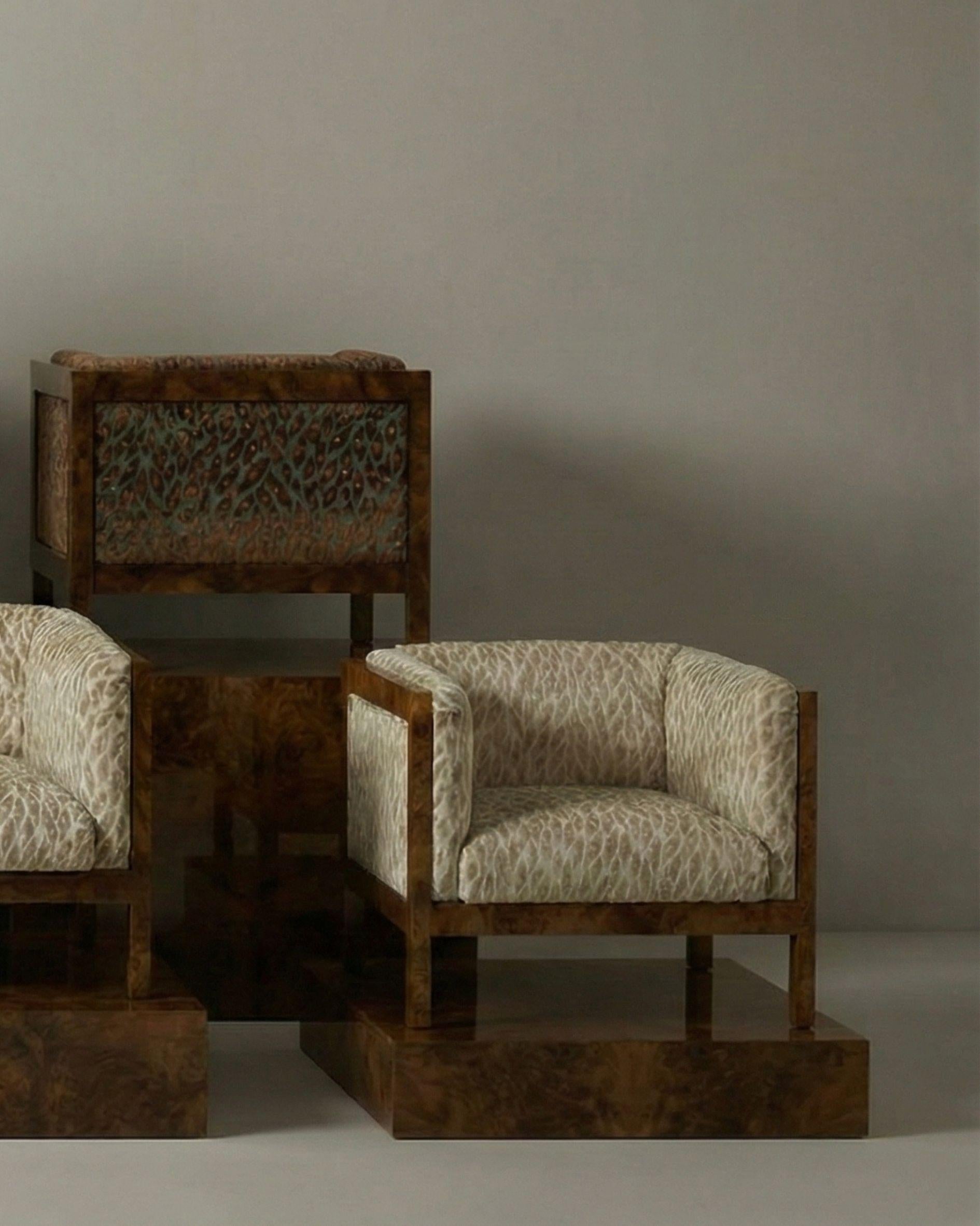 https://a.1stdibscdn.com/st-ritz-modern-burl-wood-armchair-with-velvet-white-jacquard-fabric-for-sale-picture-5/f_107692/f_486138821770017121278/3_master.jpg