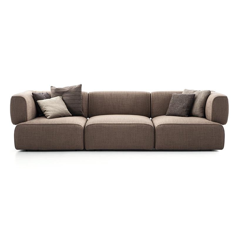 https://a.1stdibscdn.com/patricia-urquiola-bowy-sofa-foam-and-fabric-by-cassina-for-sale-picture-2/f_14272/f_407506021721727882670/4033_still_life_divani_catalogo_living_products_2019_553_bowy_sofa_patricia_urquiola_everest_tensing_13f437_caffe_06_master.jpg