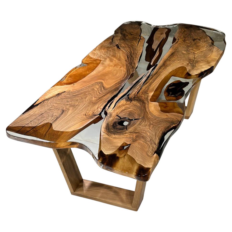 https://a.1stdibscdn.com/ultra-clear-resin-live-edge-walnut-wood-epoxy-dining-table-for-sale/1121189/f_403873021719653444335/40387302_datamatics.jpeg