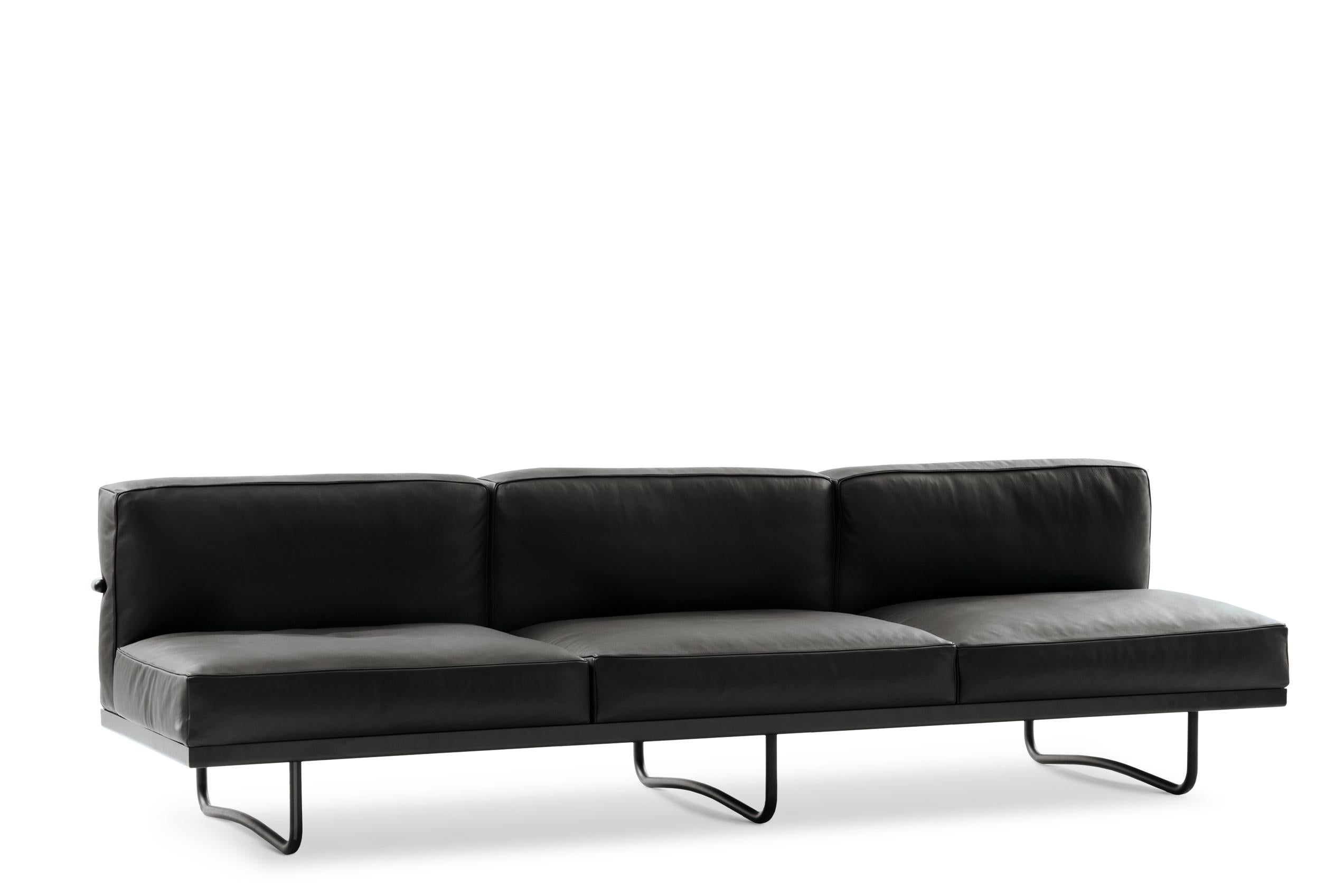 https://a.1stdibscdn.com/le-corbusier-pierre-jeanneret-charlotte-perriand-lc5-sofa-for-cassina-for-sale-picture-3/f_15912/f_294248821656943130442/4054_LC5_master.jpg