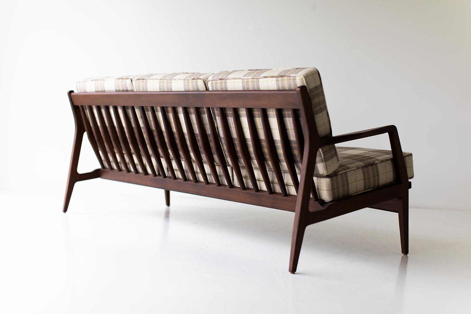 https://a.1stdibscdn.com/craftassociates-sofa-peabody-danish-modern-sofa-walnut-slatted-for-sale-picture-4/f_9720/f_372920521701199777821/41896192_danish_modern_sofa_56966162_master.jpg