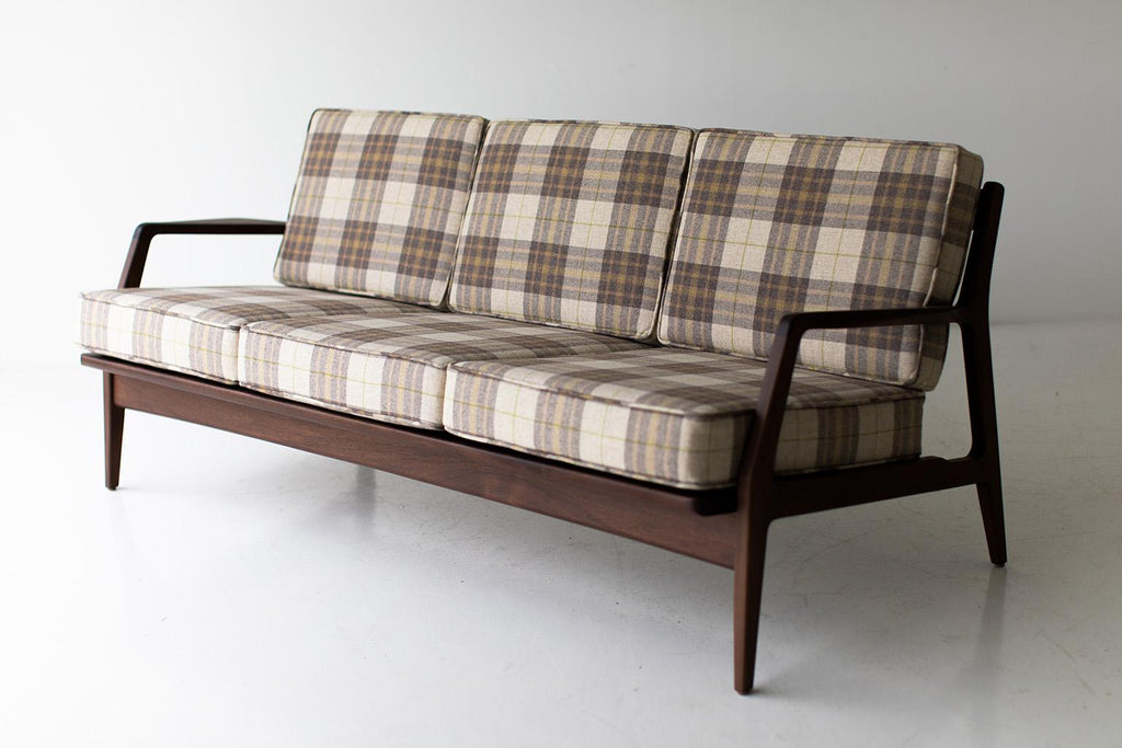 https://a.1stdibscdn.com/craftassociates-sofa-peabody-danish-modern-sofa-walnut-slatted-for-sale-picture-7/f_9720/f_372920521701199814402/41896192_danish_modern_sofa_56966188_master.jpg