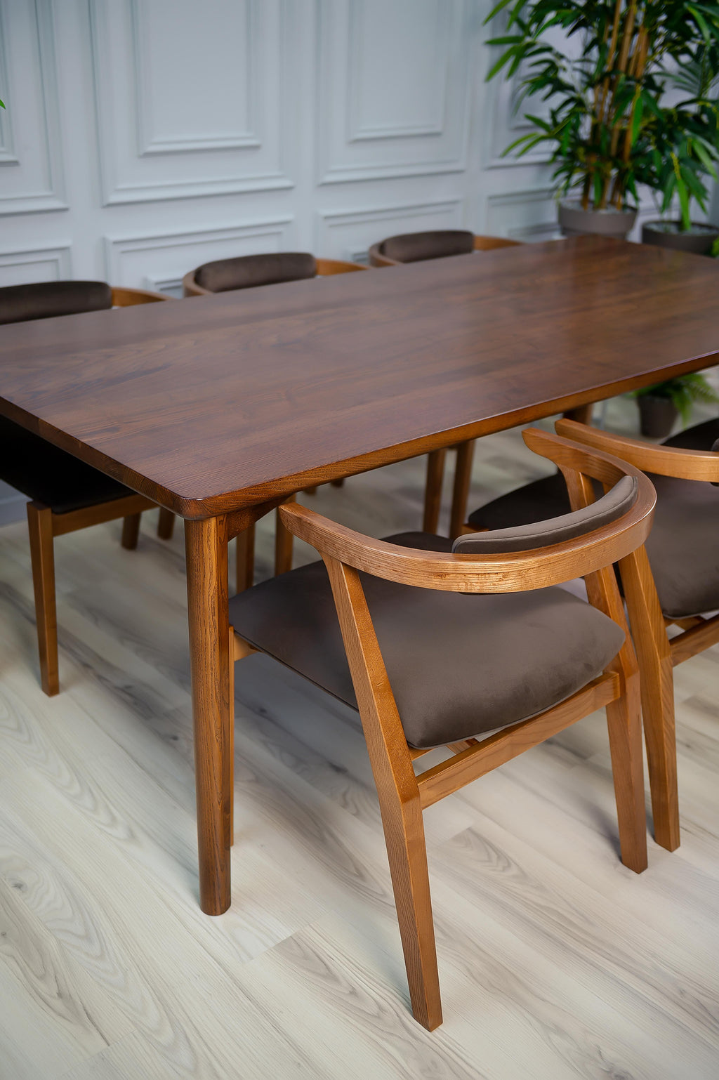 https://a.1stdibscdn.com/solana-dark-brown-solid-wood-dining-table-for-sale-picture-7/f_82682/f_330148521677525980131/418_master.jpg