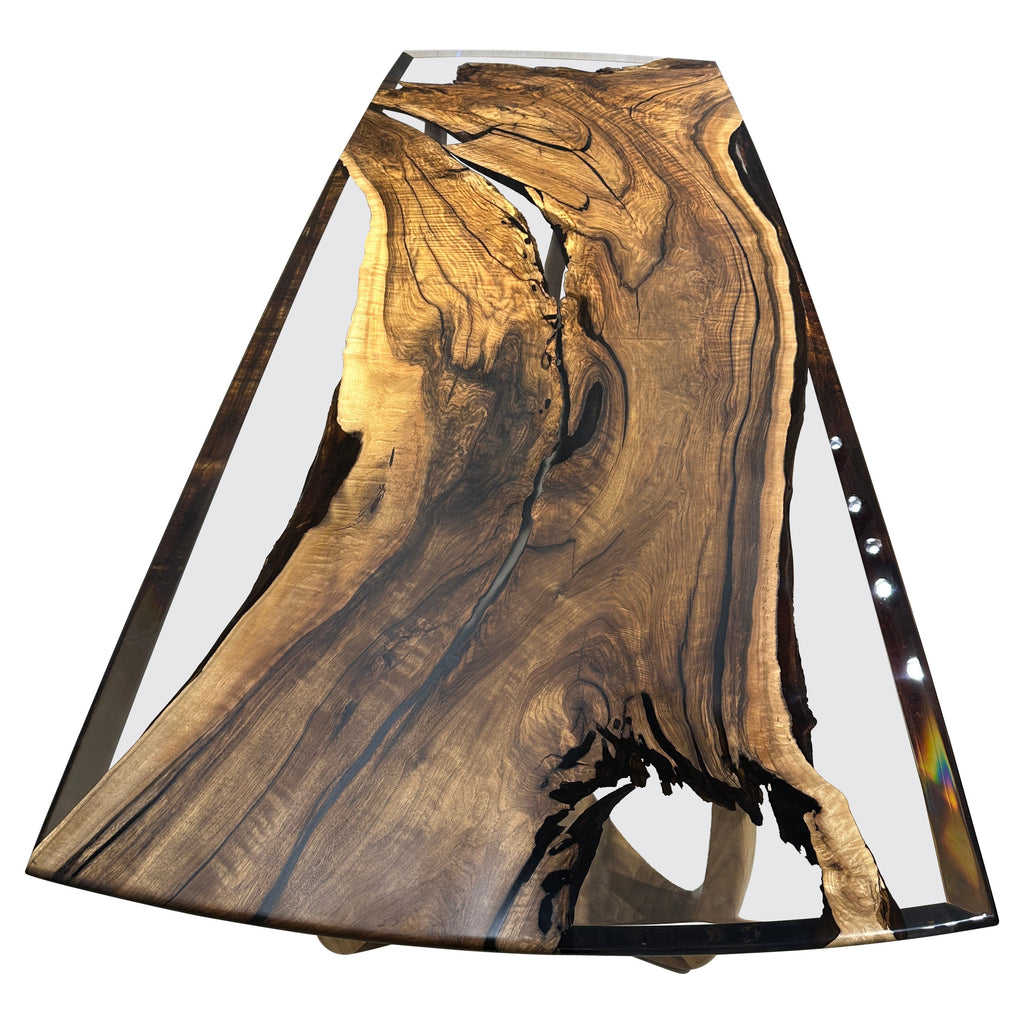 https://a.1stdibscdn.com/walnut-table-clear-one-piece-walnut-epoxy-resin-dining-room-table-for-sale/1121189/f_427033221734091590908/42703322_datamatics.jpg