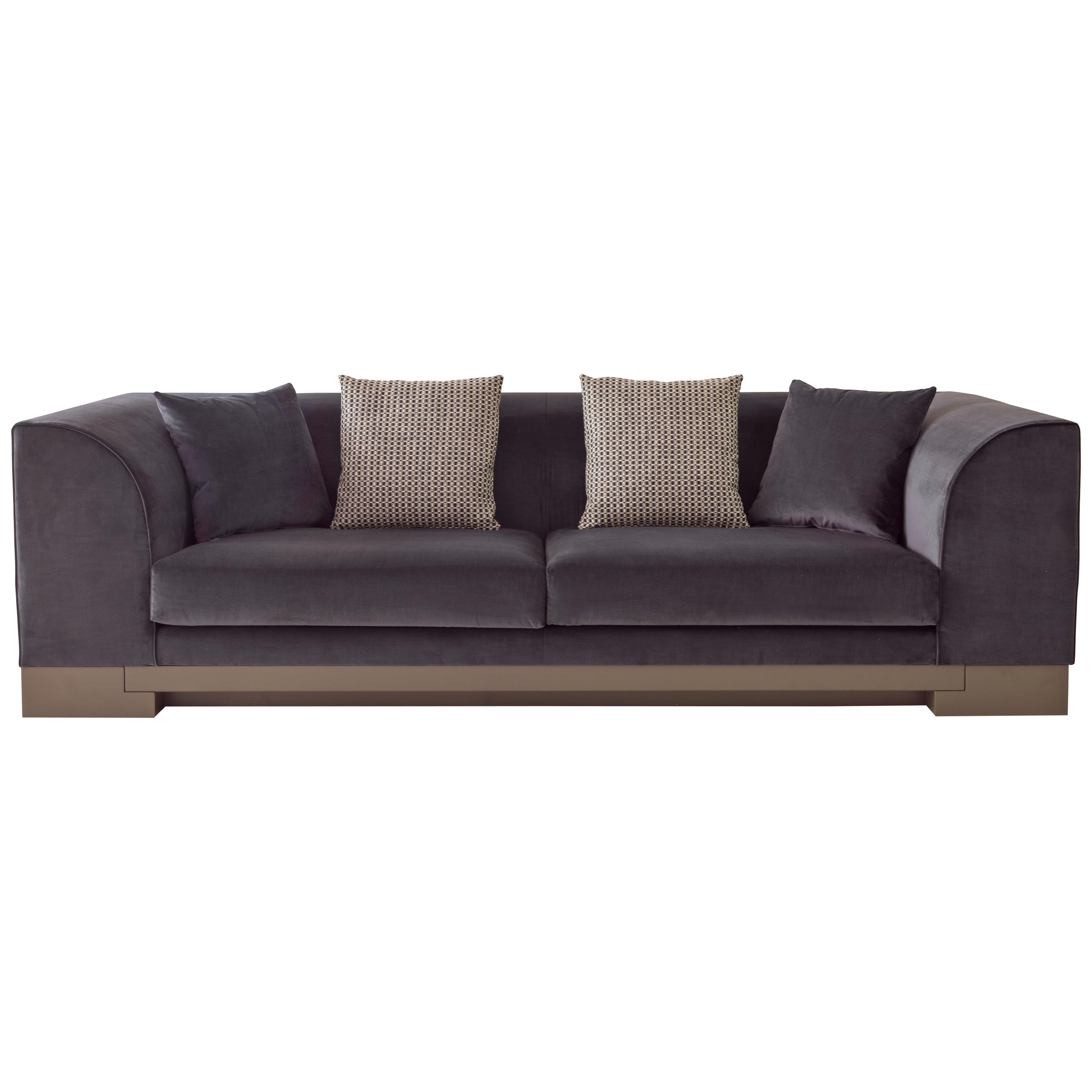https://a.1stdibscdn.com/byron-5010-sofa-by-redeco-for-sale/1121189/f_428140021734600737649/42814002_datamatics.jpg