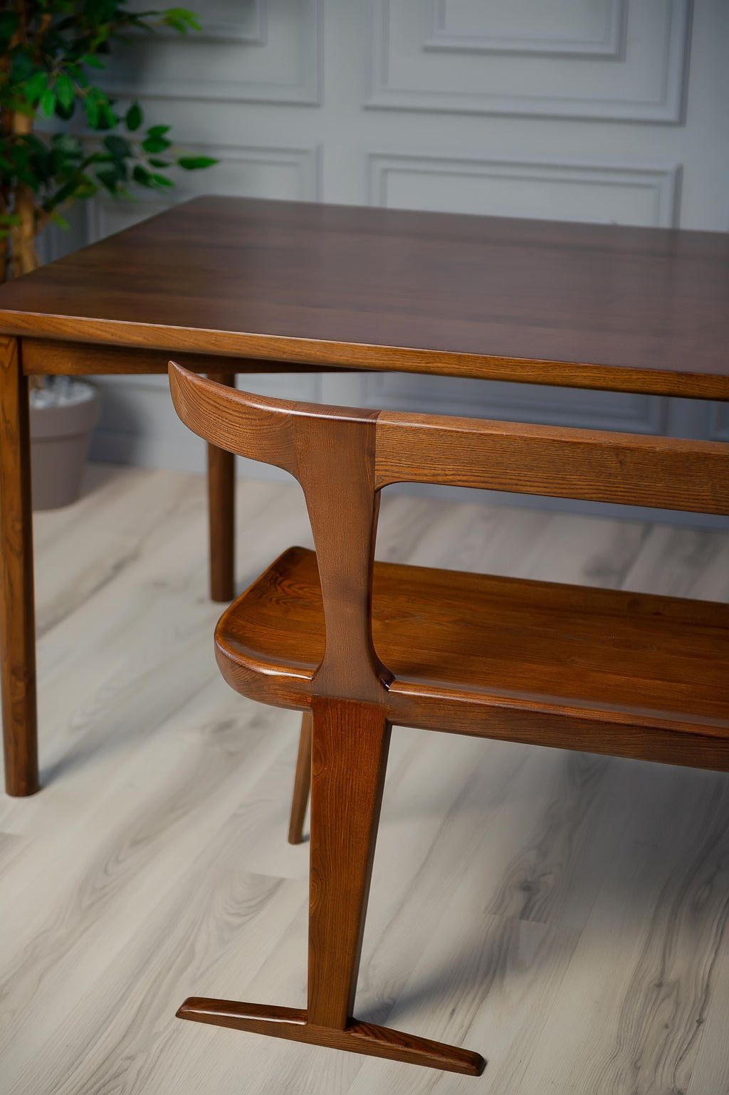 https://a.1stdibscdn.com/solana-dark-brown-solid-wood-dining-table-for-sale-picture-14/f_82682/f_330148521677526259795/435_master.jpg