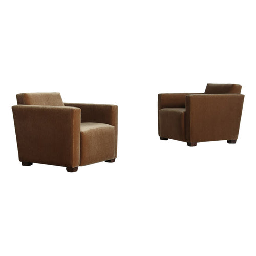 https://a.1stdibscdn.com/a-pair-of-angular-armchairs-upholstered-in-pure-mohair-for-sale/1121189/f_437352321740204118860/43735232_datamatics.jpg
