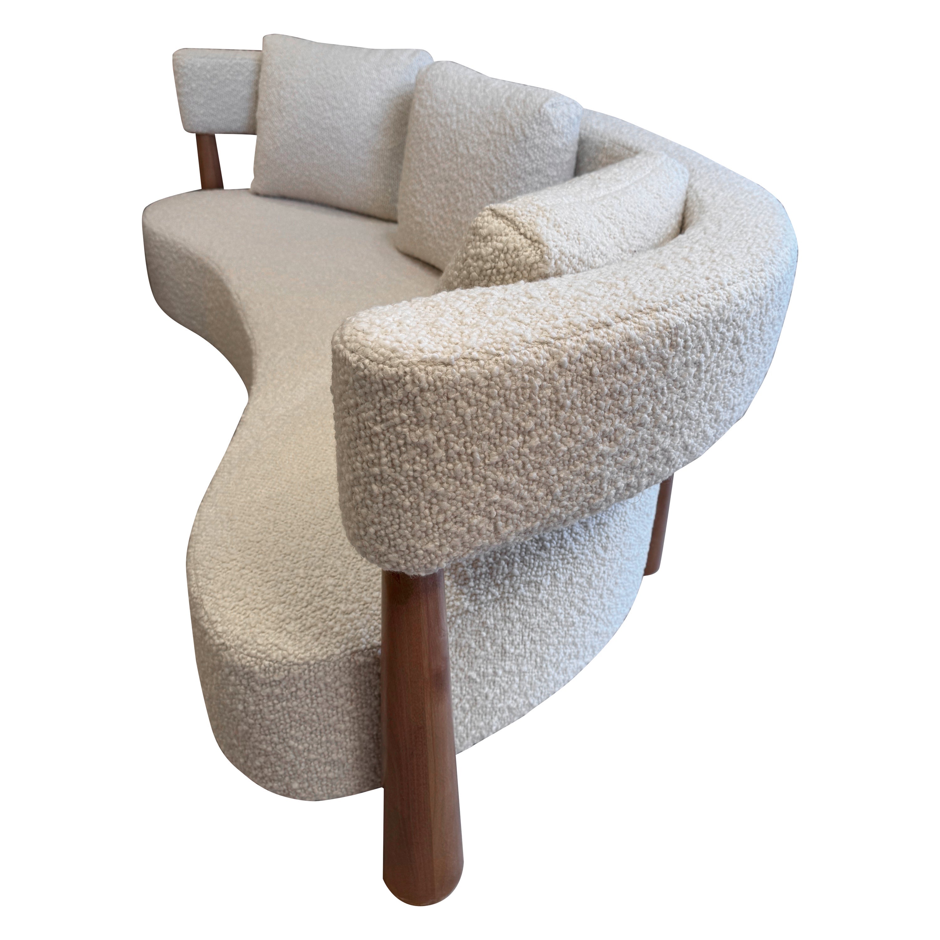 https://a.1stdibscdn.com/large-curved-kidney-shaped-sofa-in-lambswool-boucle-for-sale/1121189/f_437814221740578743004/43781422_datamatics.jpg