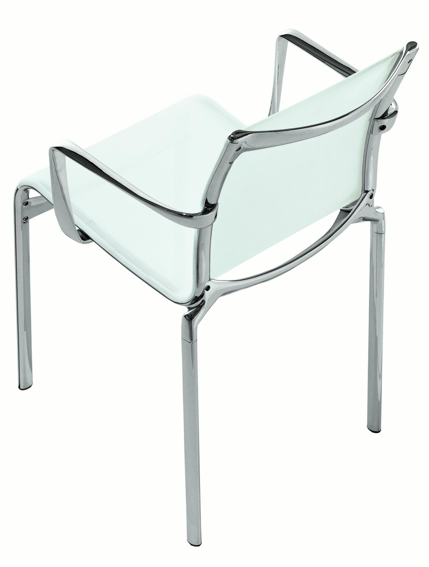 https://a.1stdibscdn.com/alias-bigframe-44-armchair-in-white-mesh-seat-with-chromed-aluminium-frame-for-sale-picture-2/22569652/f_302450321662121610510/440_CR_R009_1__master.jpg