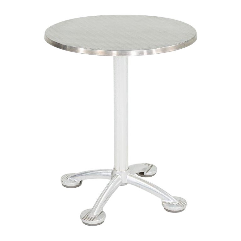 https://a.1stdibscdn.com/2010s-jorge-pensi-for-knoll-amat3-cafe-dining-table-in-aluminum-23-inch-for-sale/1121189/f_455120621750767819553/45512062_datamatics.jpg