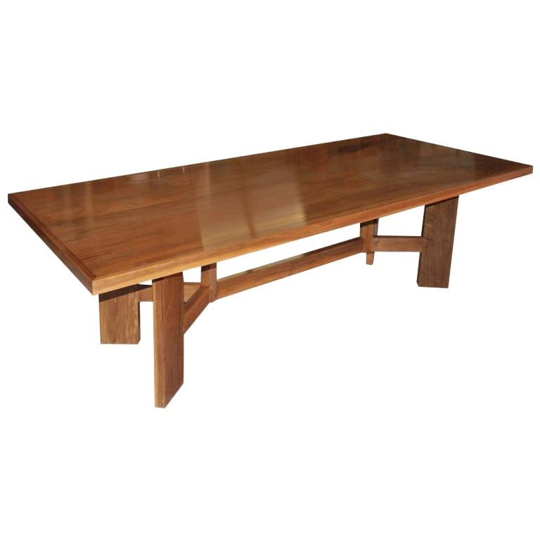 https://a.1stdibscdn.com/black-walnut-dining-table-custom-made-by-petersen-antiques-for-sale/1121189/f_4653531573227002774/465353_master.jpg