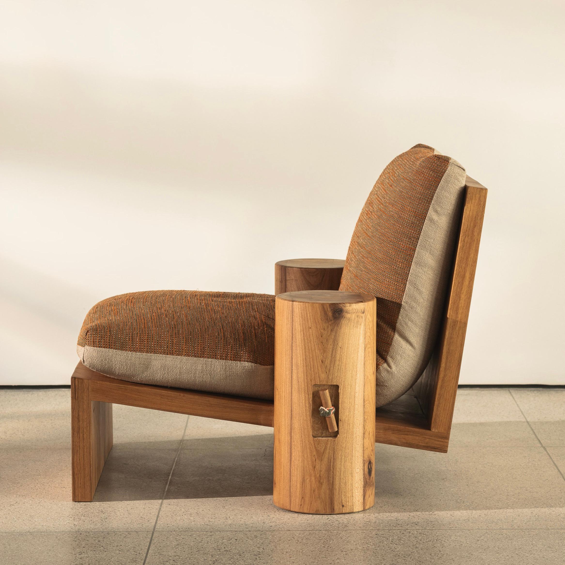 https://a.1stdibscdn.com/cais-armchair-by-filipe-ramos-for-gestu-hardwood-for-sale-picture-3/f_40623/f_374678521746553397715/4680F23B_A95B_4DEB_8BCD_A3166CB9F502_1_201_a_master.jpeg